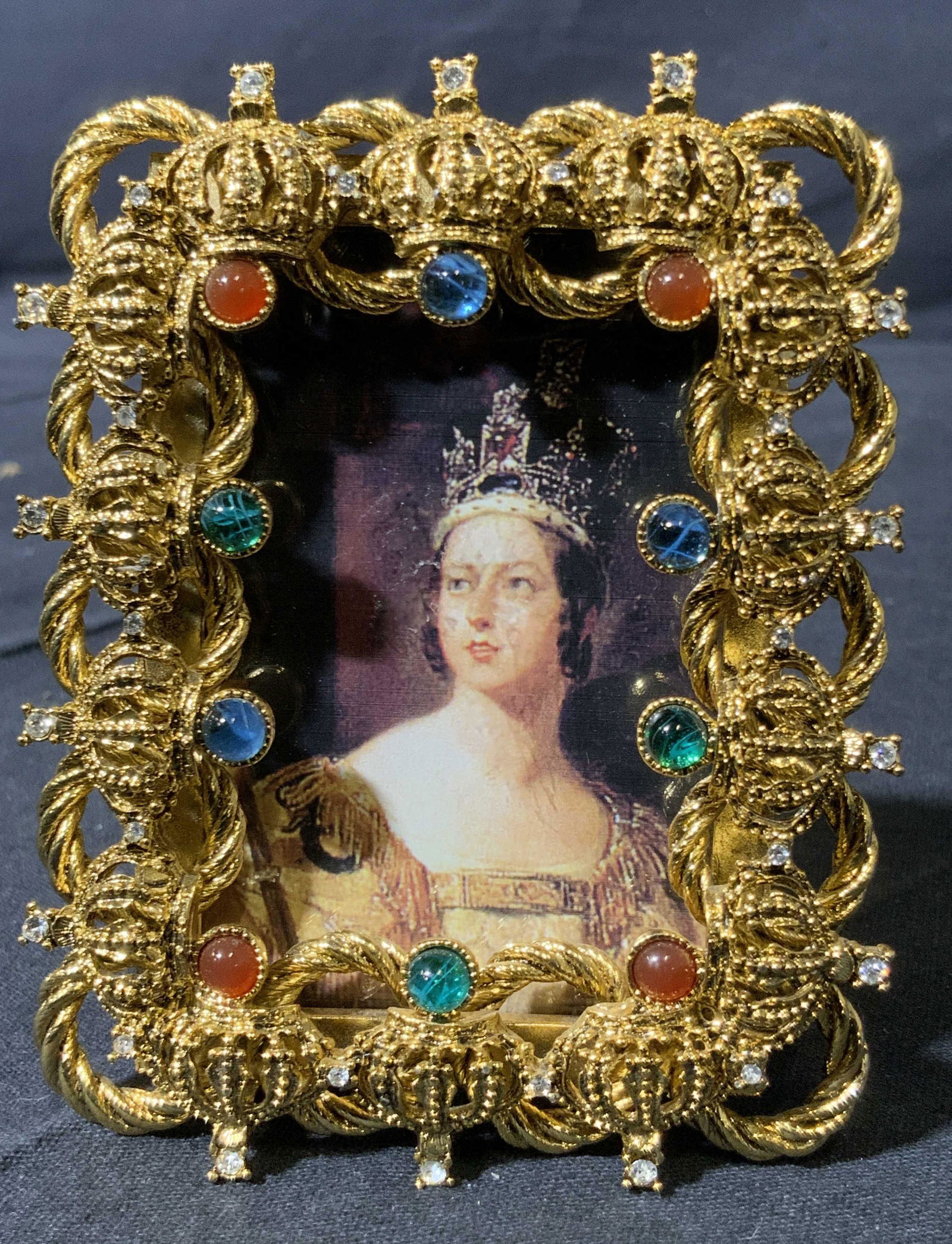 RJ GRAZIANO Gilt & Rhinestone Picture frame (1 of 8)