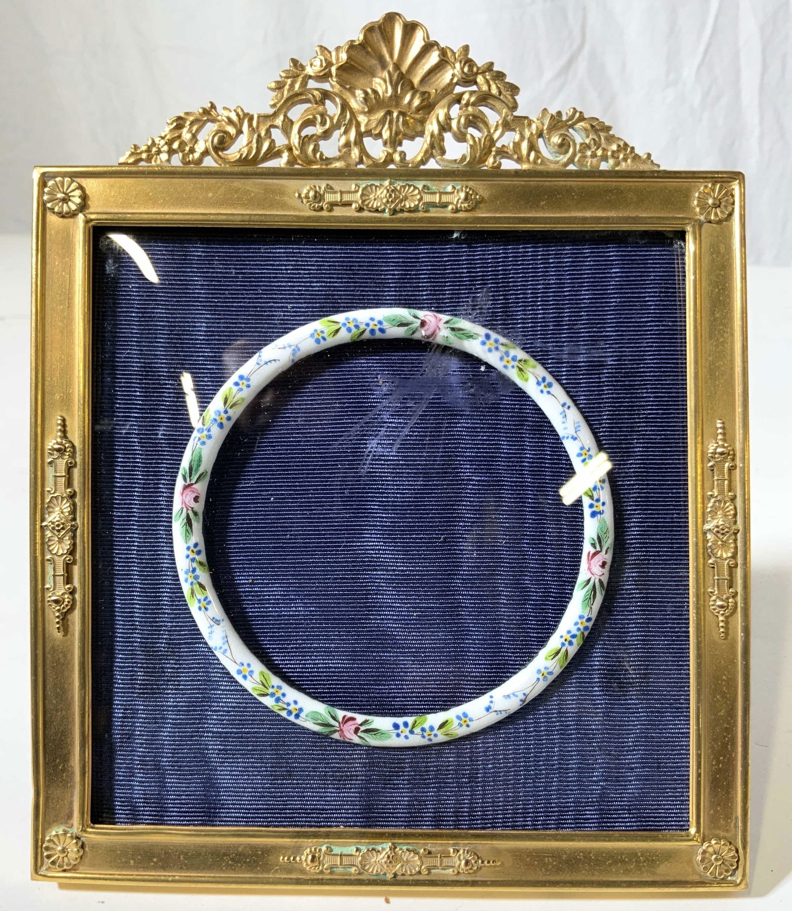Vtg Brass Picture Frame W Matte & Porcelain Center (1 of 8)