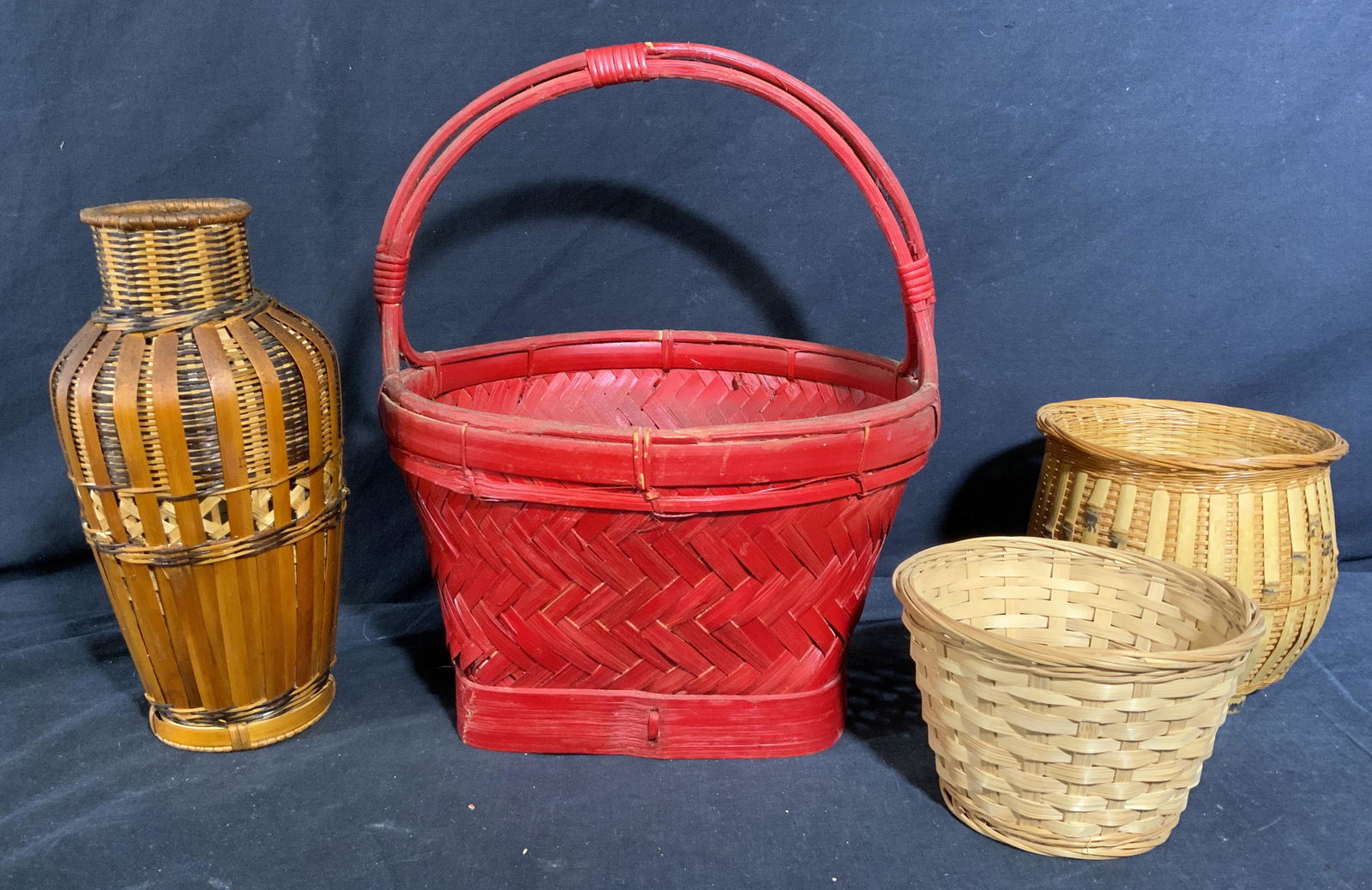 Lot 4 Handwoven Nantucket Style Vessels (1 of 9)