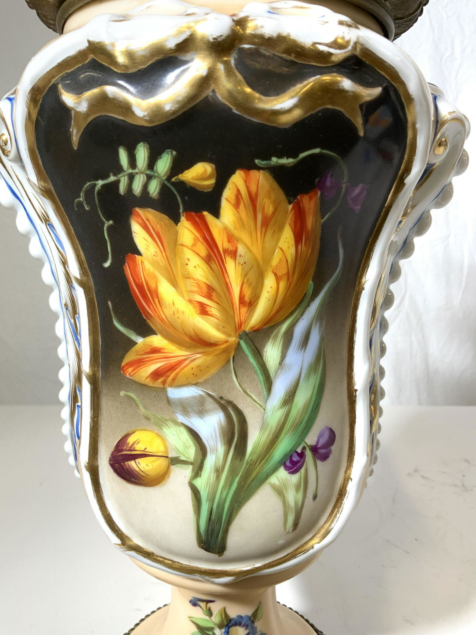 Hand Painted Porcelain Brass Lamp (1 of 11)