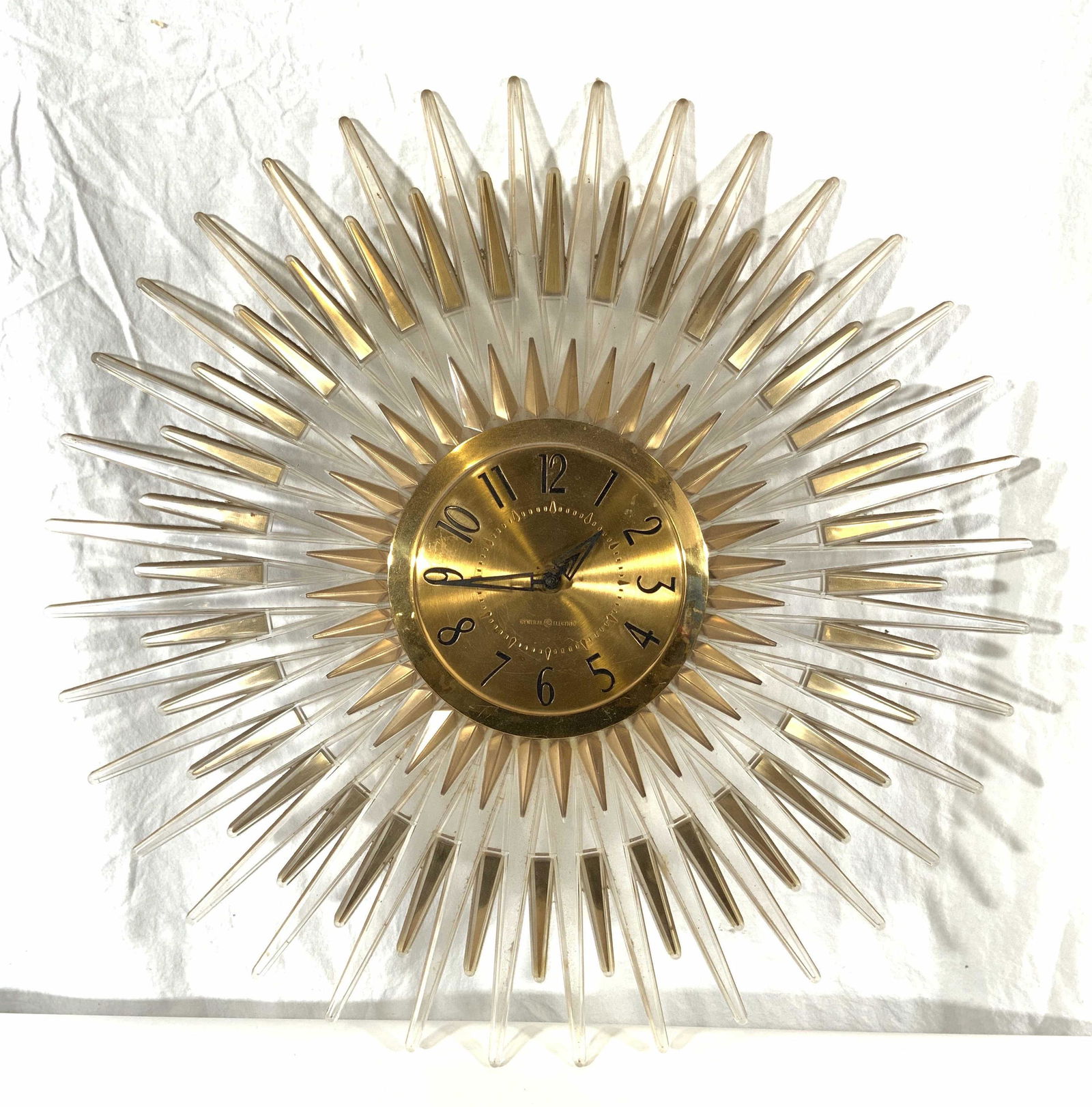 GENERAL ELECTRIC Sunburst Wall Clock (1 of 8)