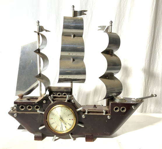 Vintage SETH THOMAS Ship Mantel Clock (0369) on Dec 08, 2021 The