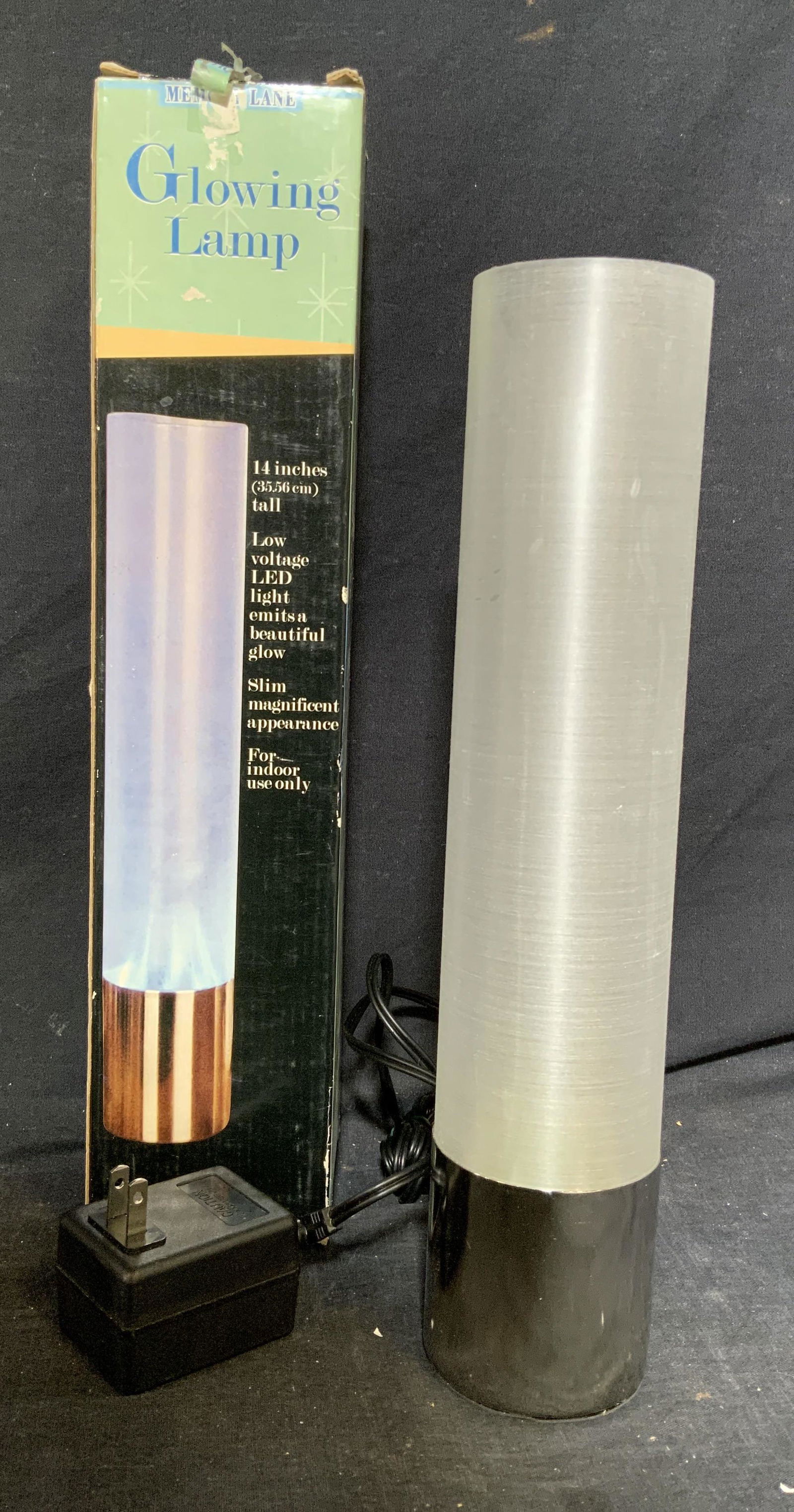 VINTAGE MEMORY LANE Glowing Lamp (1 of 4)