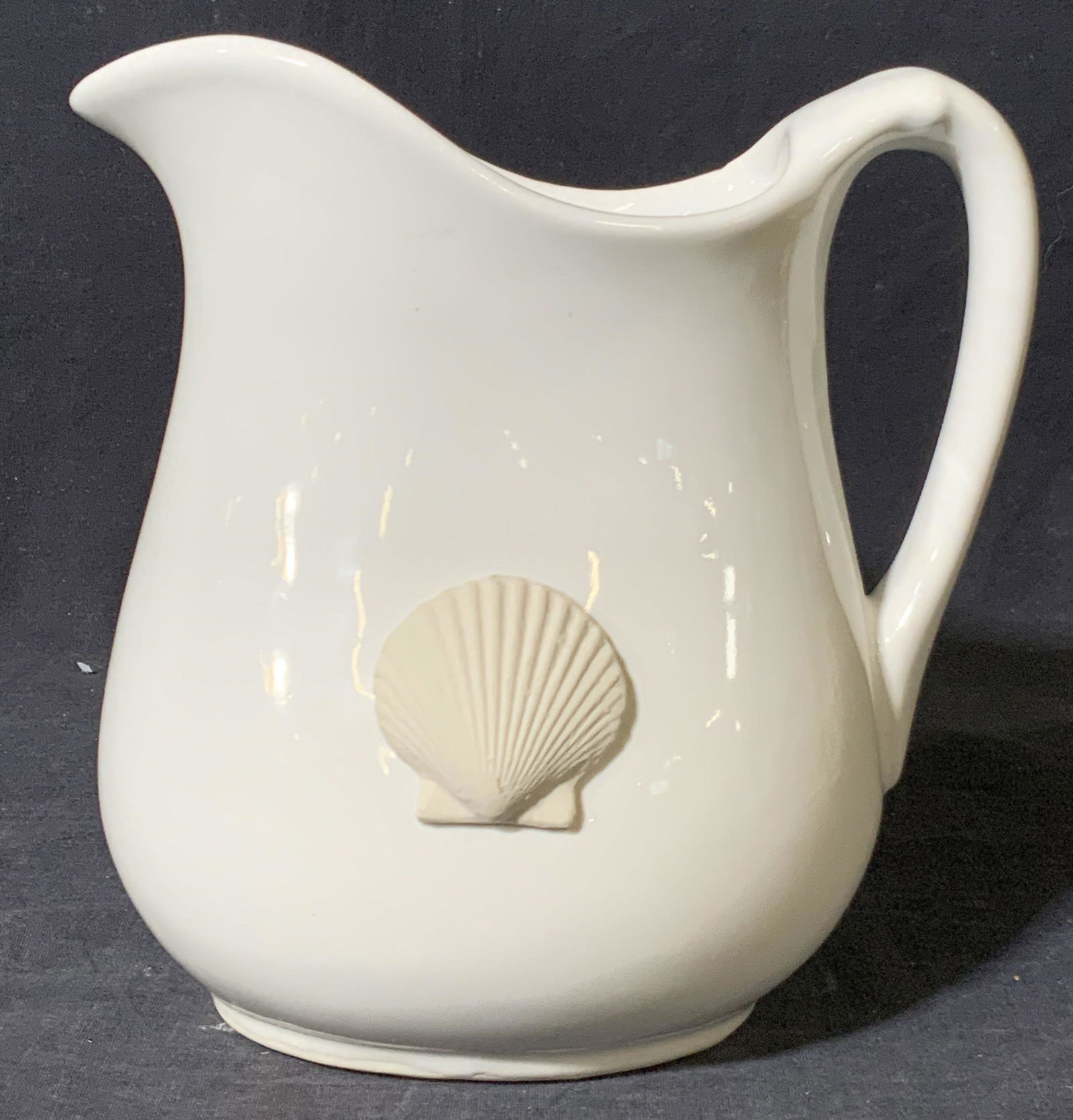 George Davis Nantucket Porcelain Shell Pitcher (1 of 10)