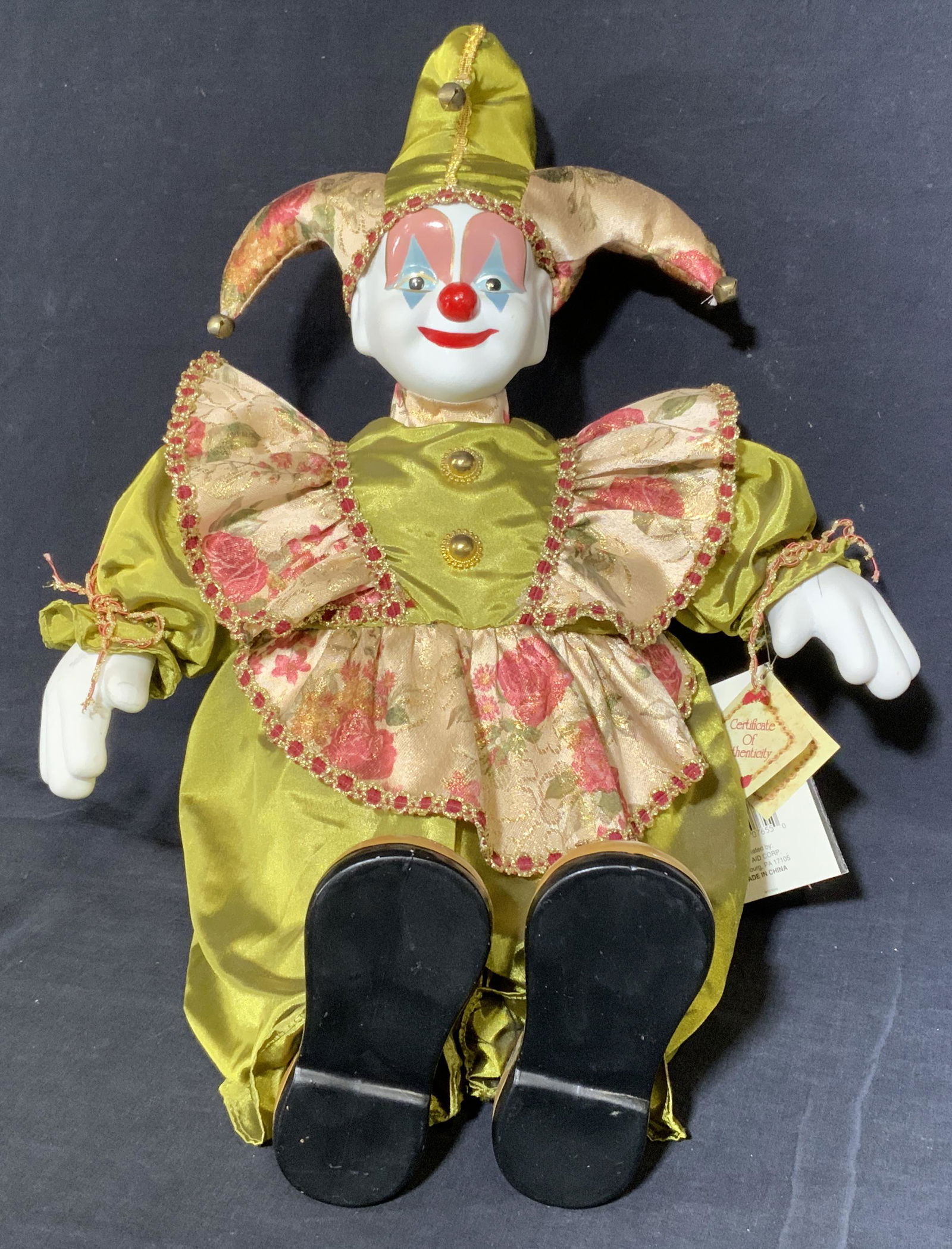 COLLECTORS CHOICE Ceramic Harlequin Doll (1 of 11)