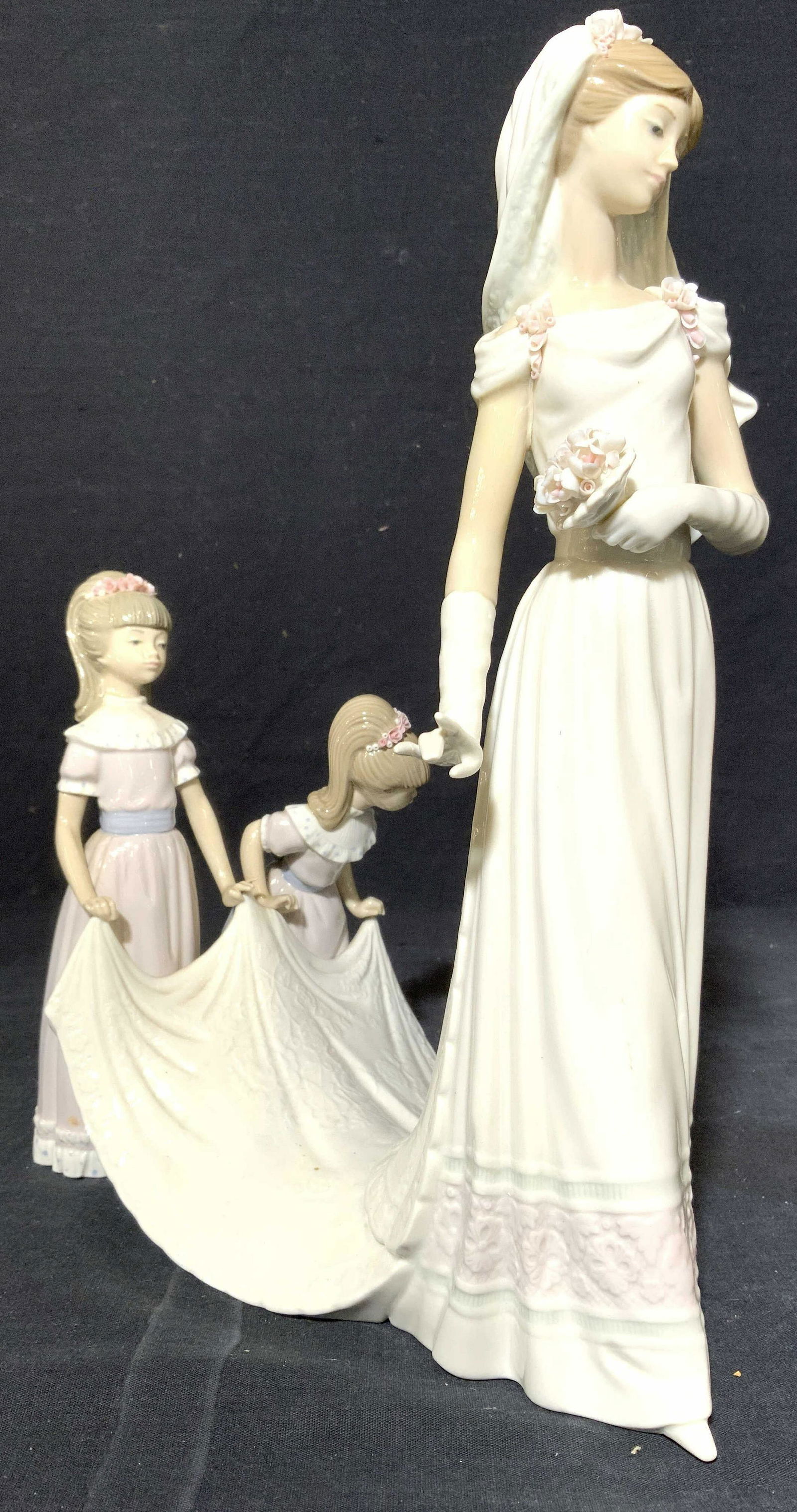 LLADRO Here Comes The Bride 1983-97 Figure (1 of 11)