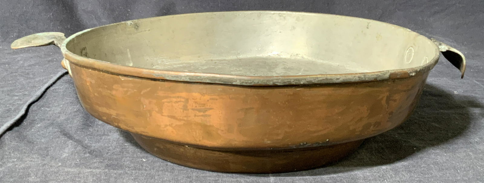 Cast Copper Serving Bowl (1 of 10)