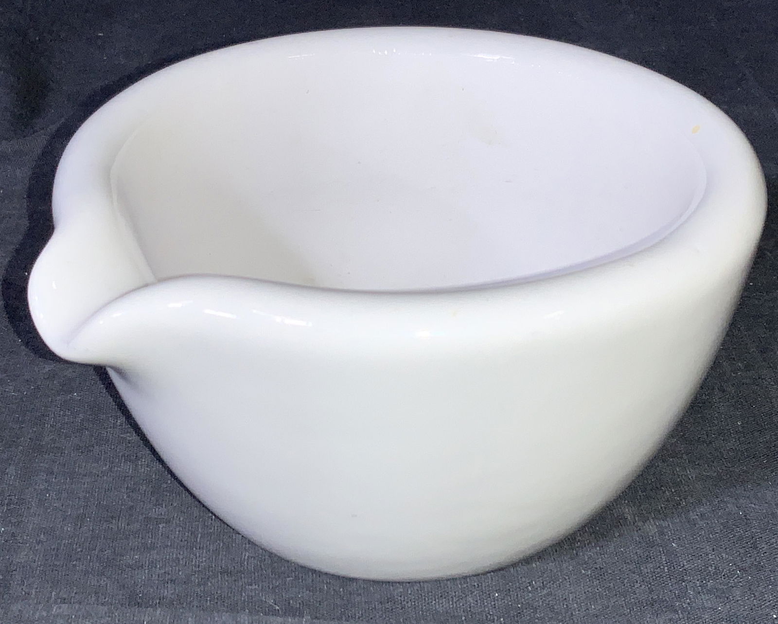Coord USA White Ceramic Mortar w Curved Lip (1 of 9)