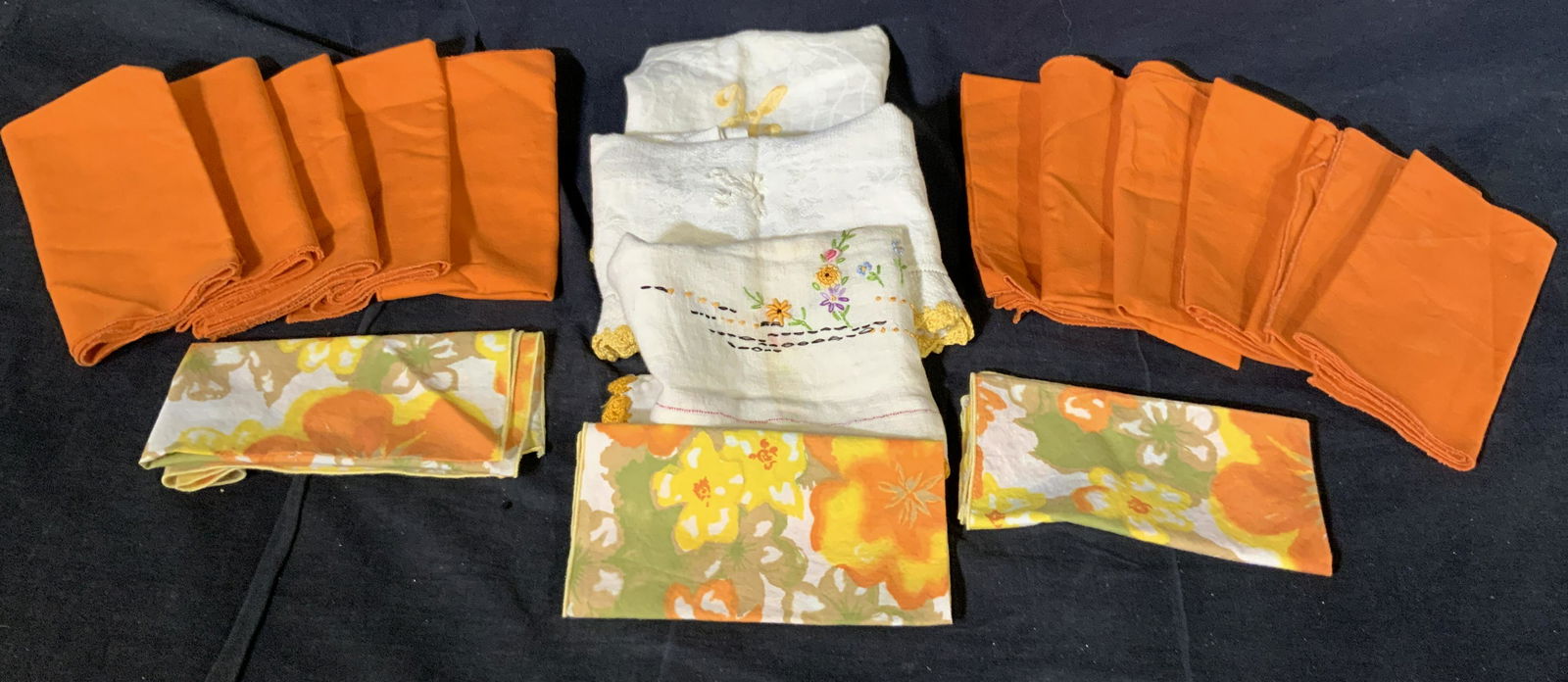 Group Lot 10+ Fabric Table Napkins (1 of 9)