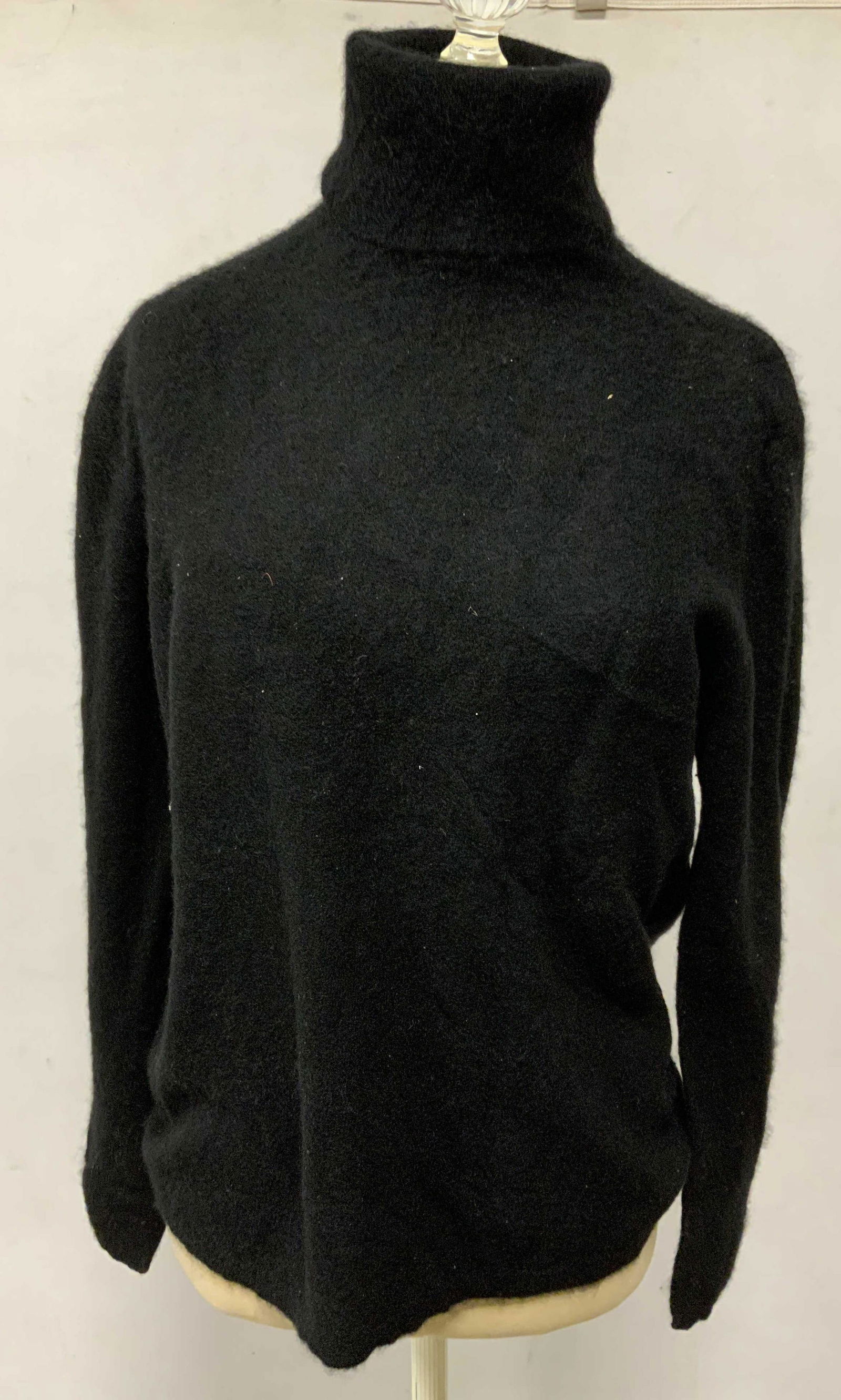 Group Lot 3 Cashmere Sweaters (1 of 8)