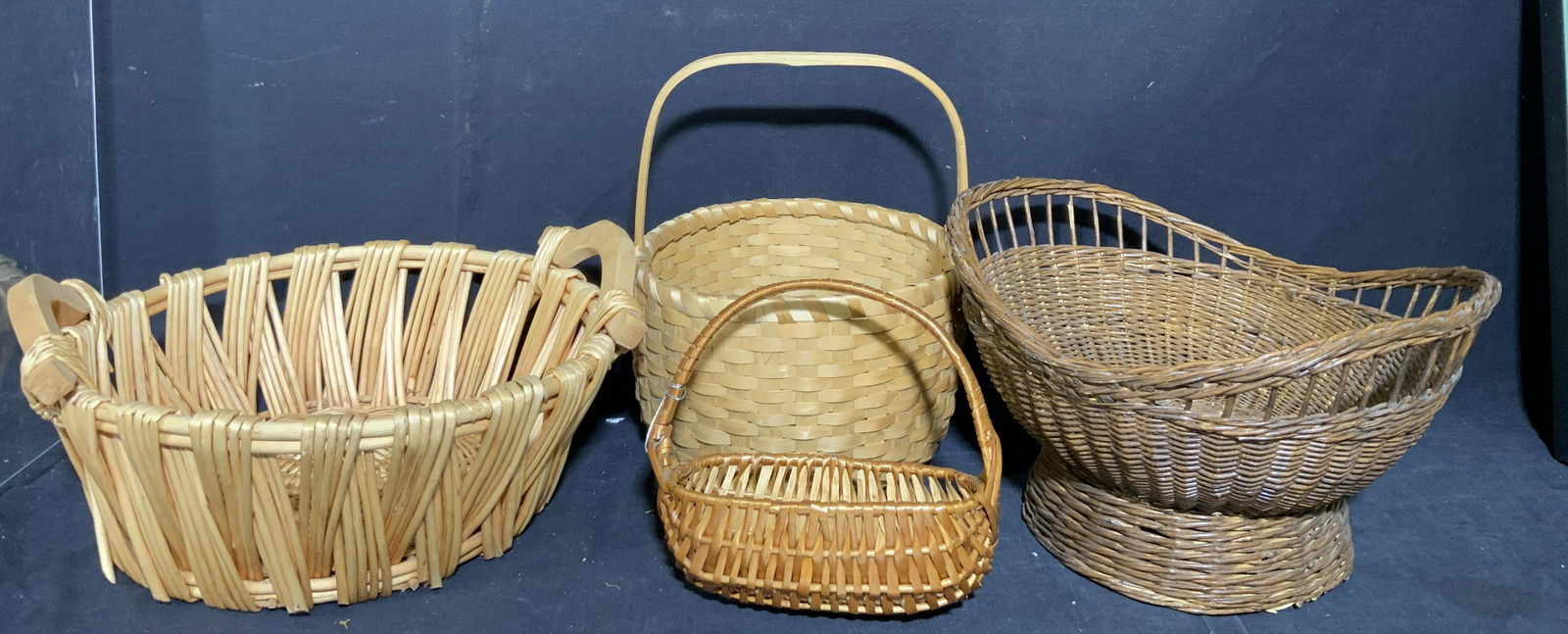 Lot 4 Nantucket Style Oak Woven Basket (1 of 8)