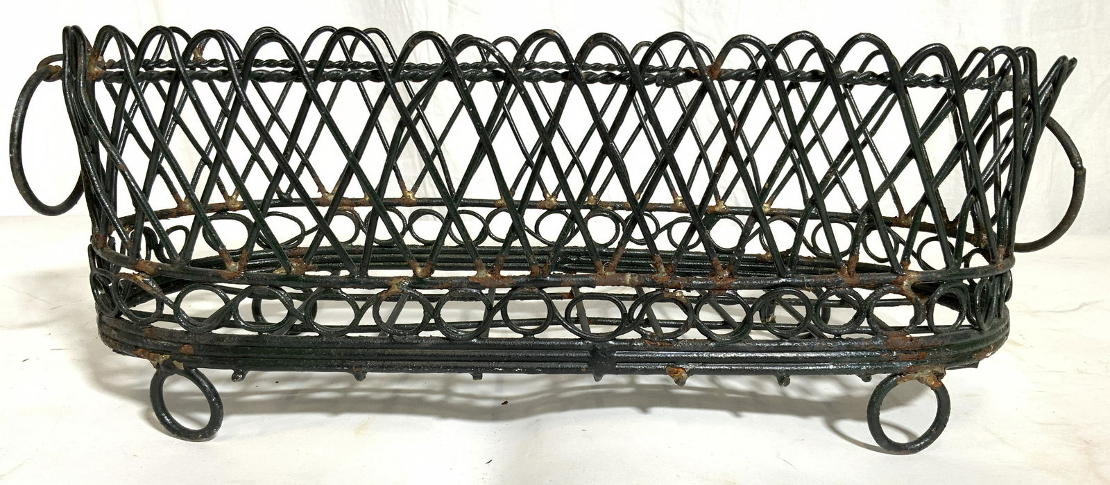 Metal Footed Wire Basket W Handles (1 of 8)