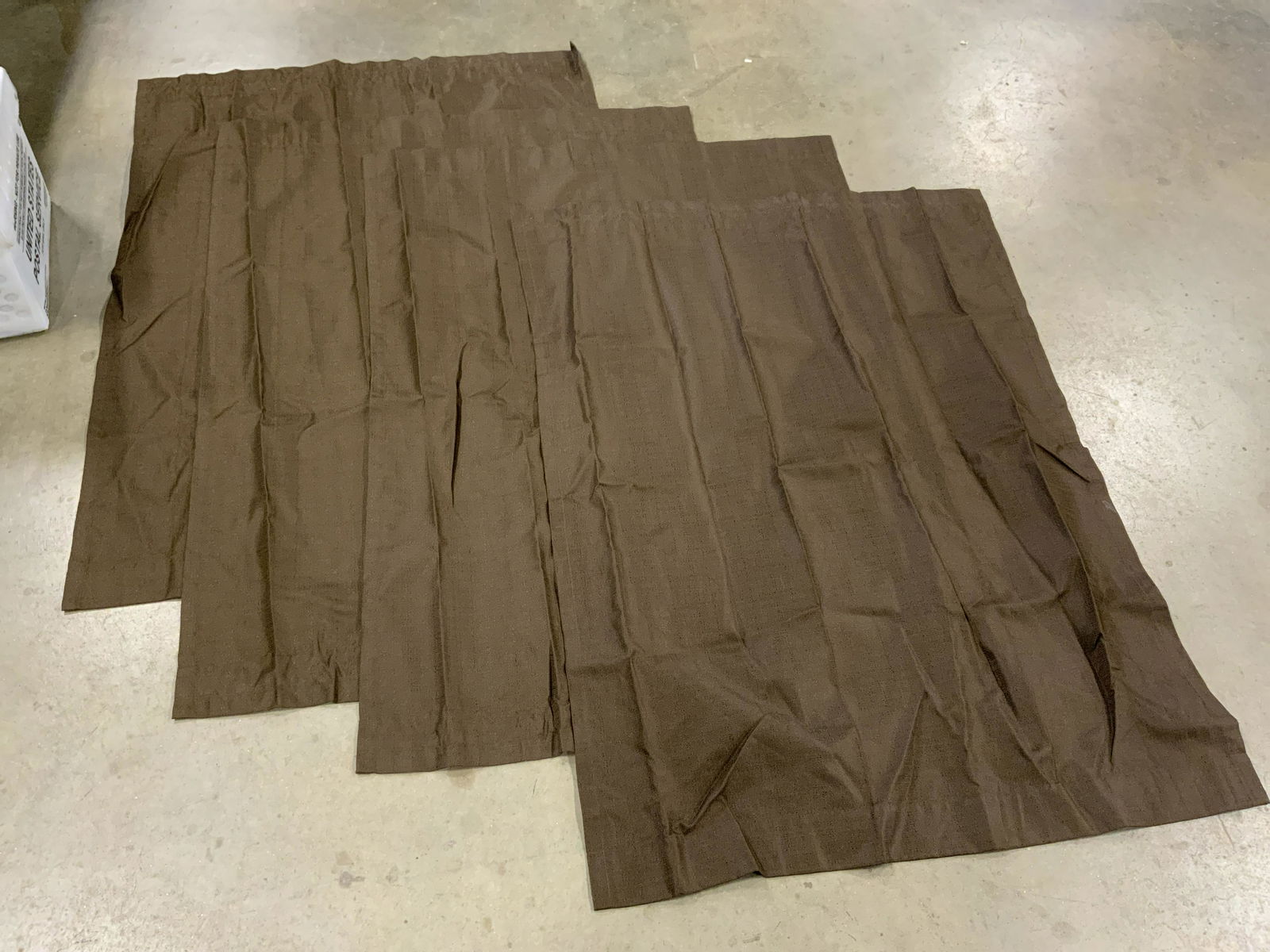 Group Lot 4 Curtain Panels (1 of 4)