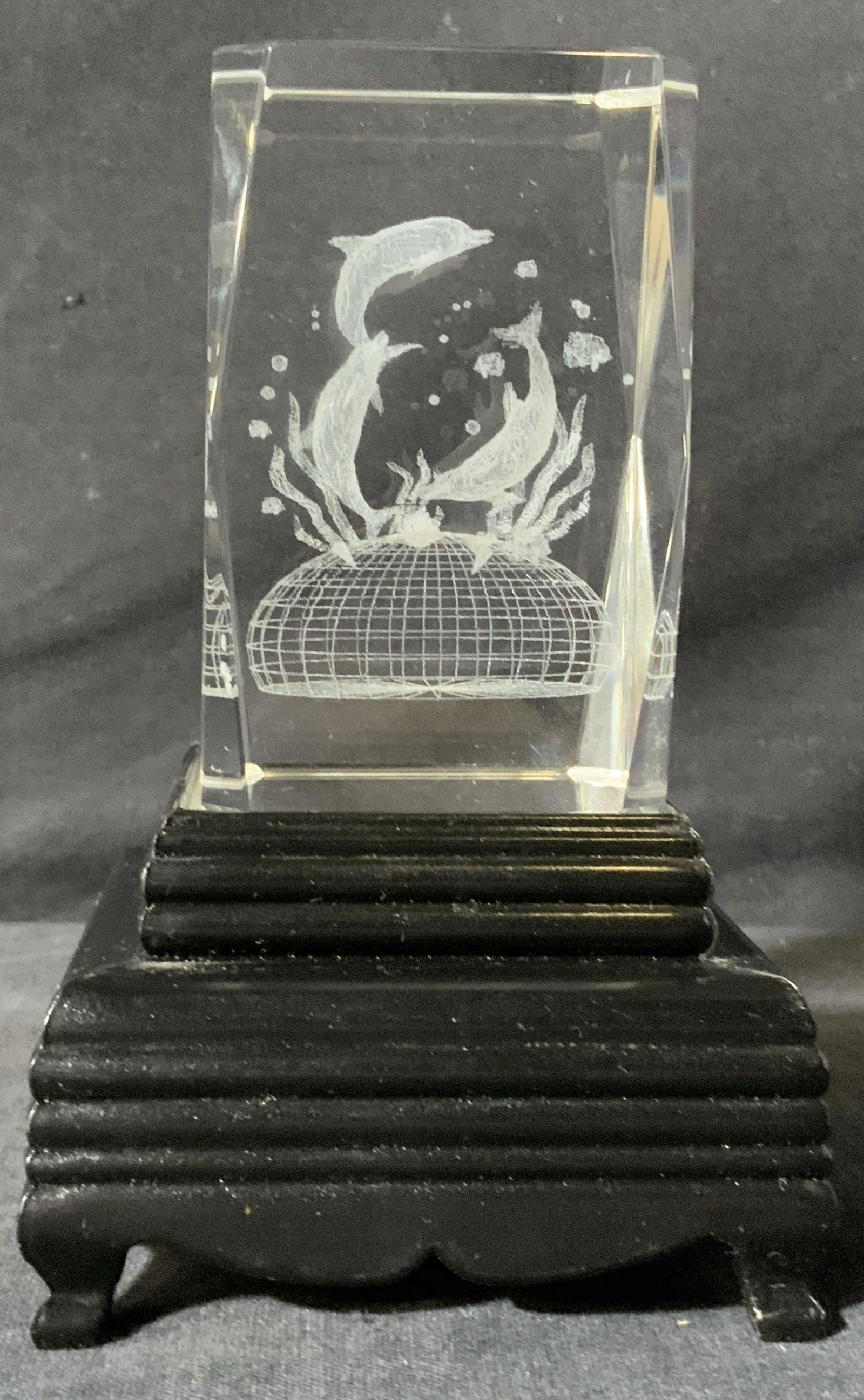 3D Laser Engraved Glass w Light Up Stand (1 of 8)