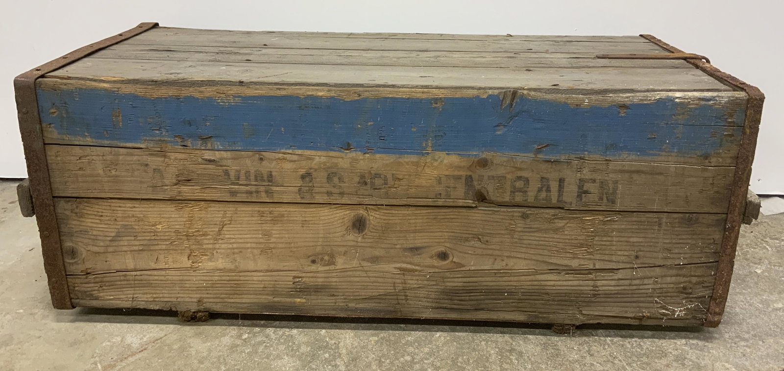 Antique Wood V&S GROUP Chest (1 of 7)