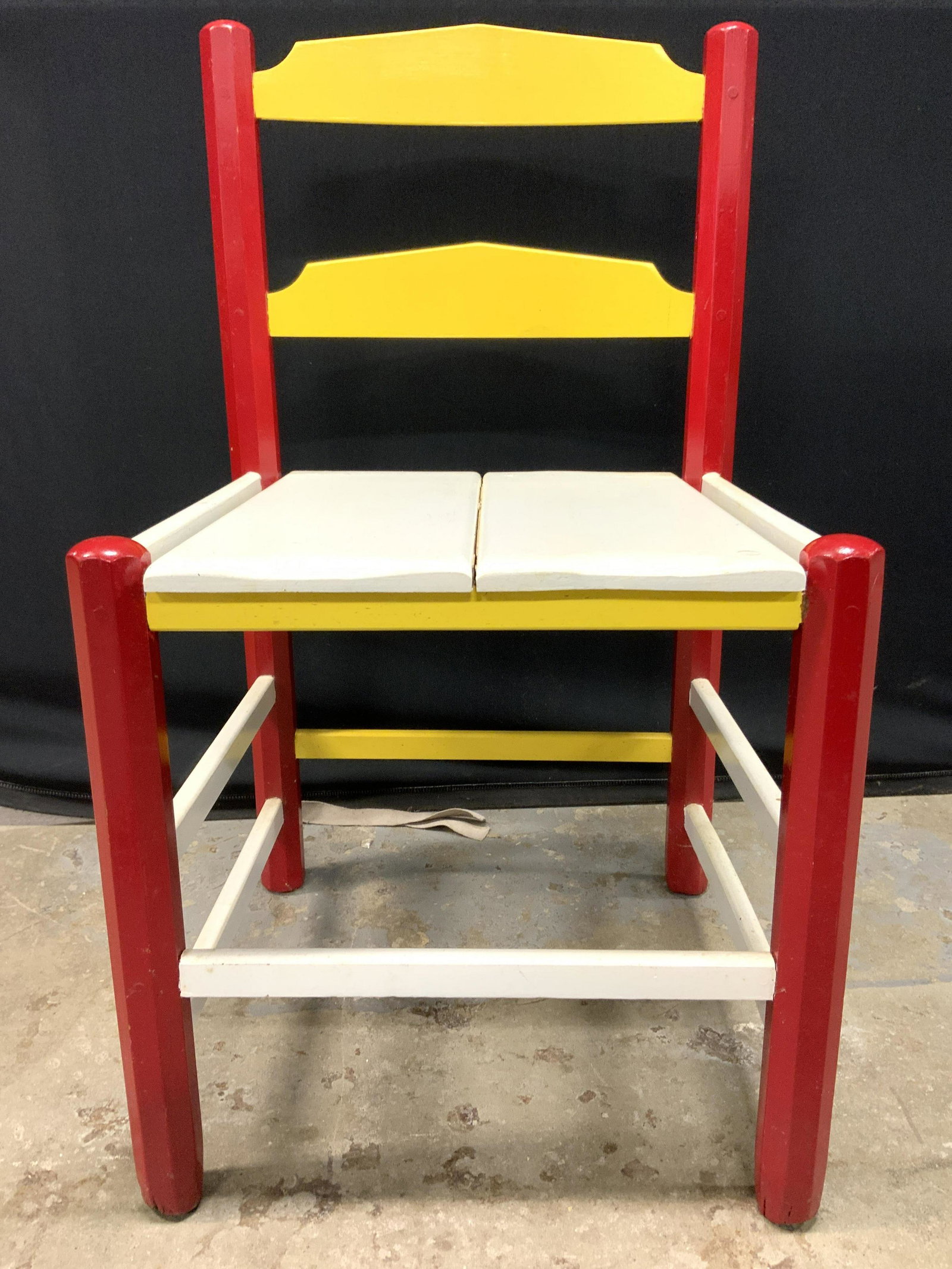 Vintage Wooden Childrenâ€™s Chair (1 of 8)