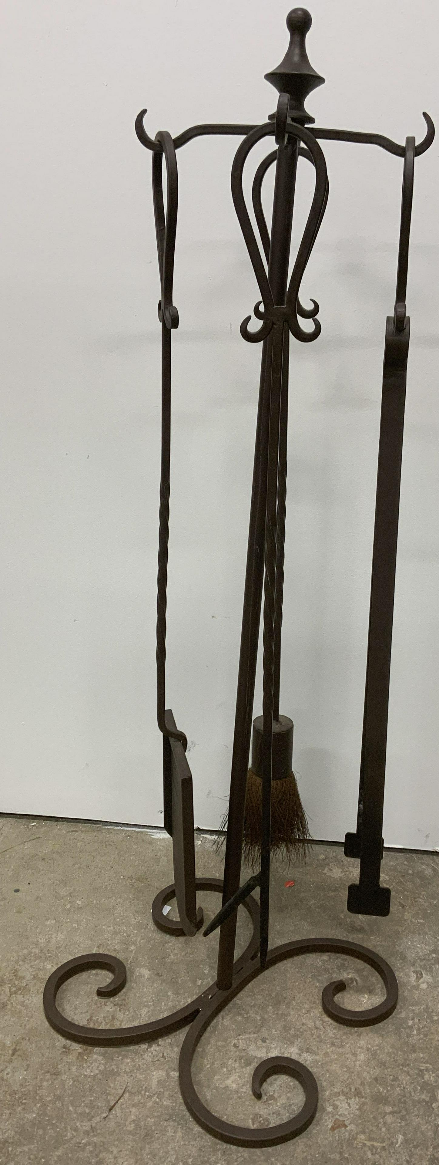 Group Lot 5 pc Fireplace Accessories (1 of 5)