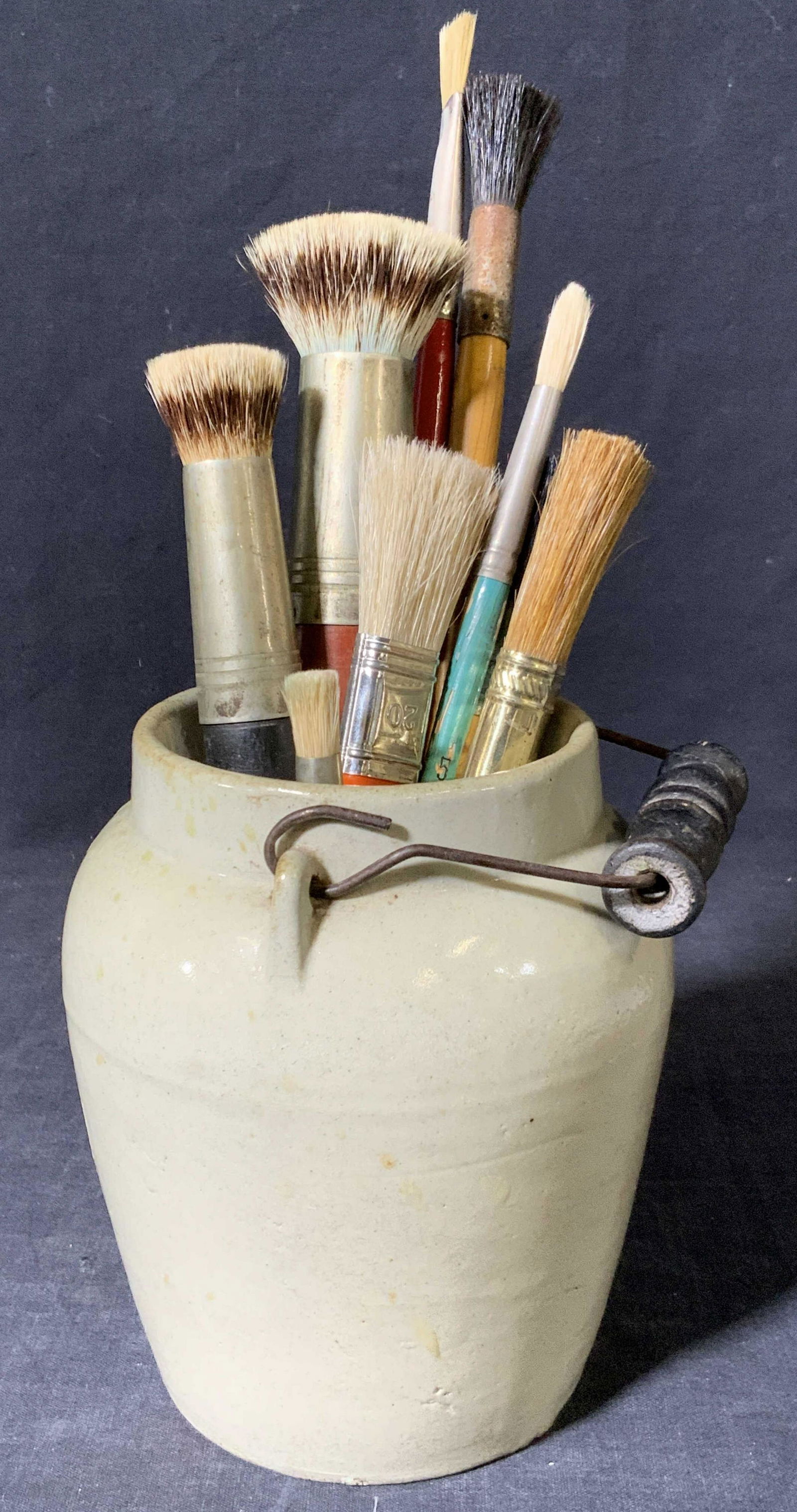 Ceramic Vase w Handled & 10+ Paint Brushes (1 of 9)