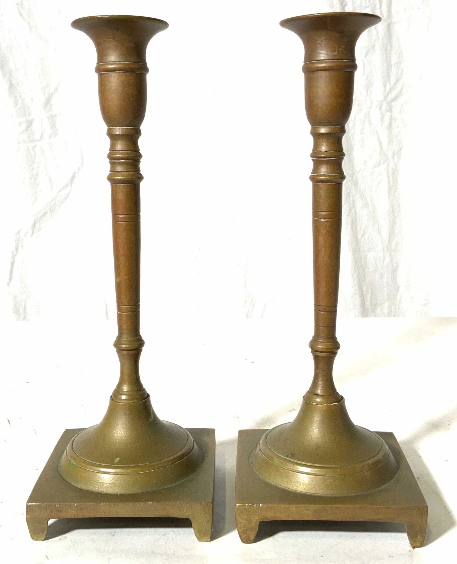 Pair Vintage Brass Candlesticks Tabletop (1 of 8)