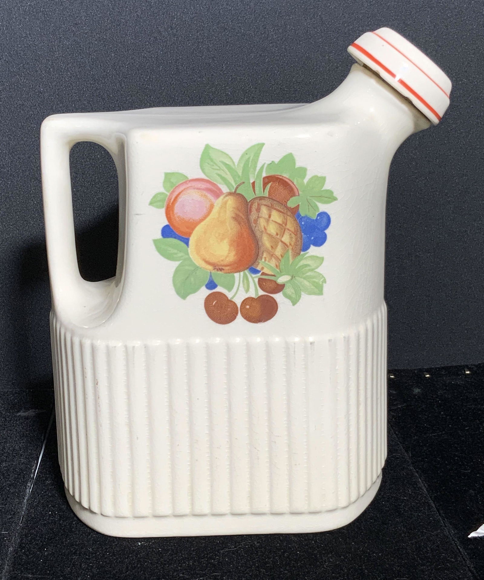 Universal Cambridge Ceramic Watering Can Pitcher (1 of 10)
