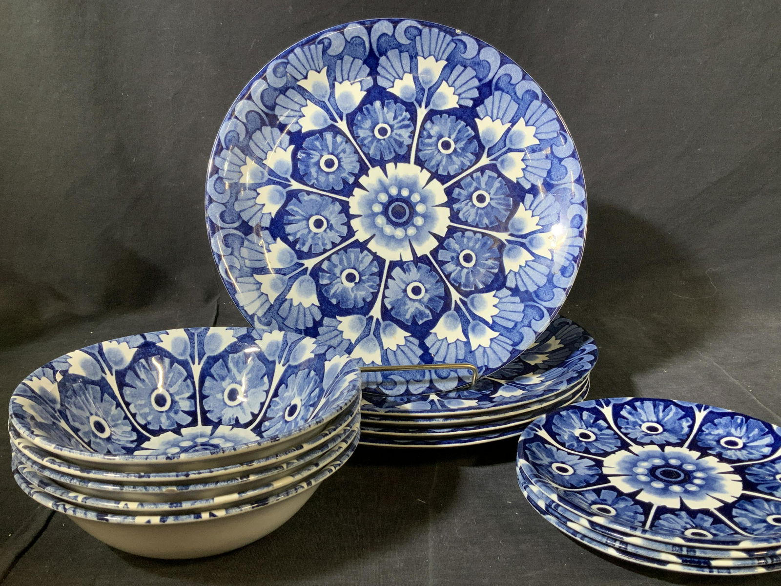 PAM Staffordshire 14 Pc Set Blue Floral Dinnerware (1 of 5)
