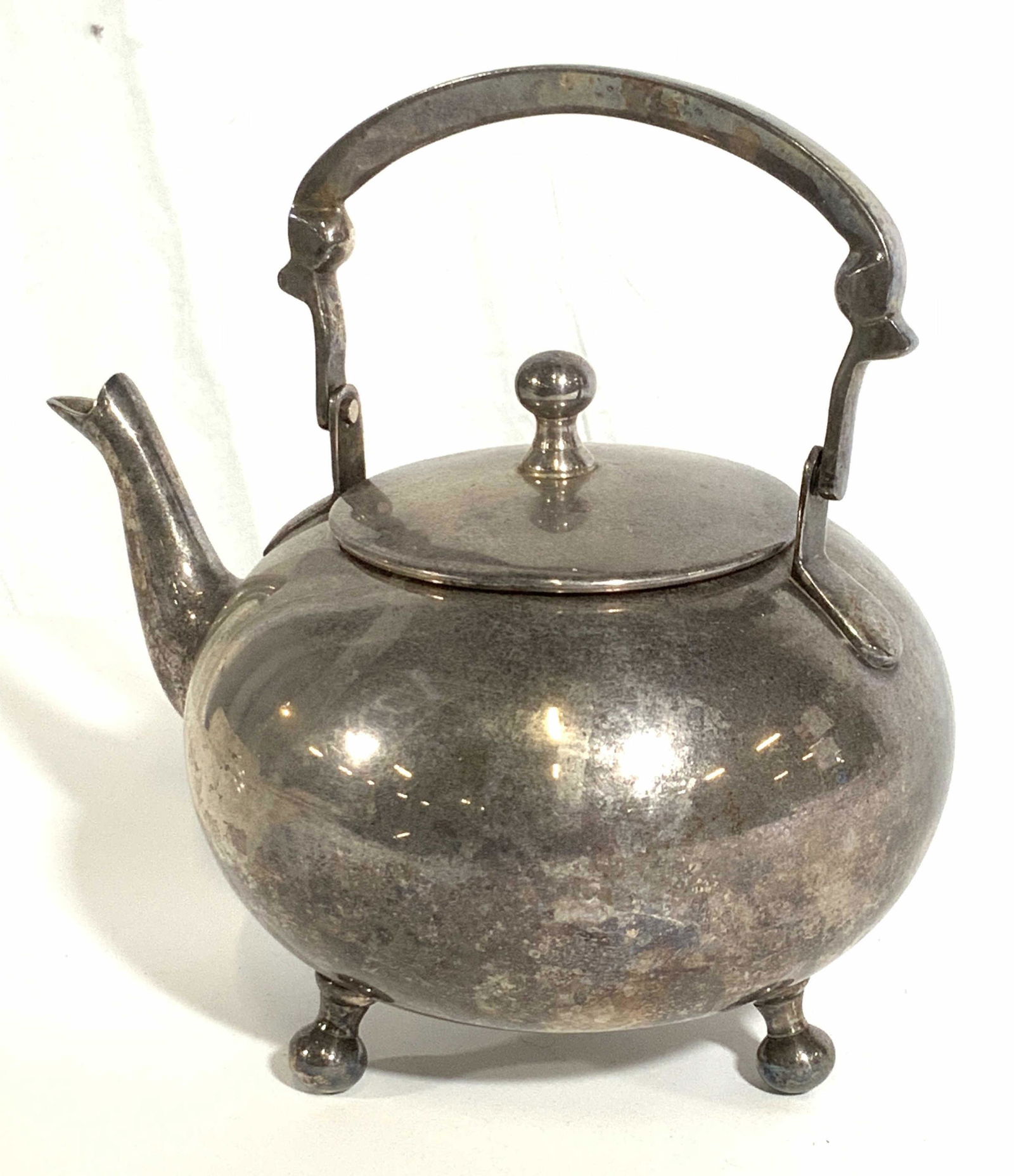 Vtg Silver Plated Footed Teapot (1 of 6)