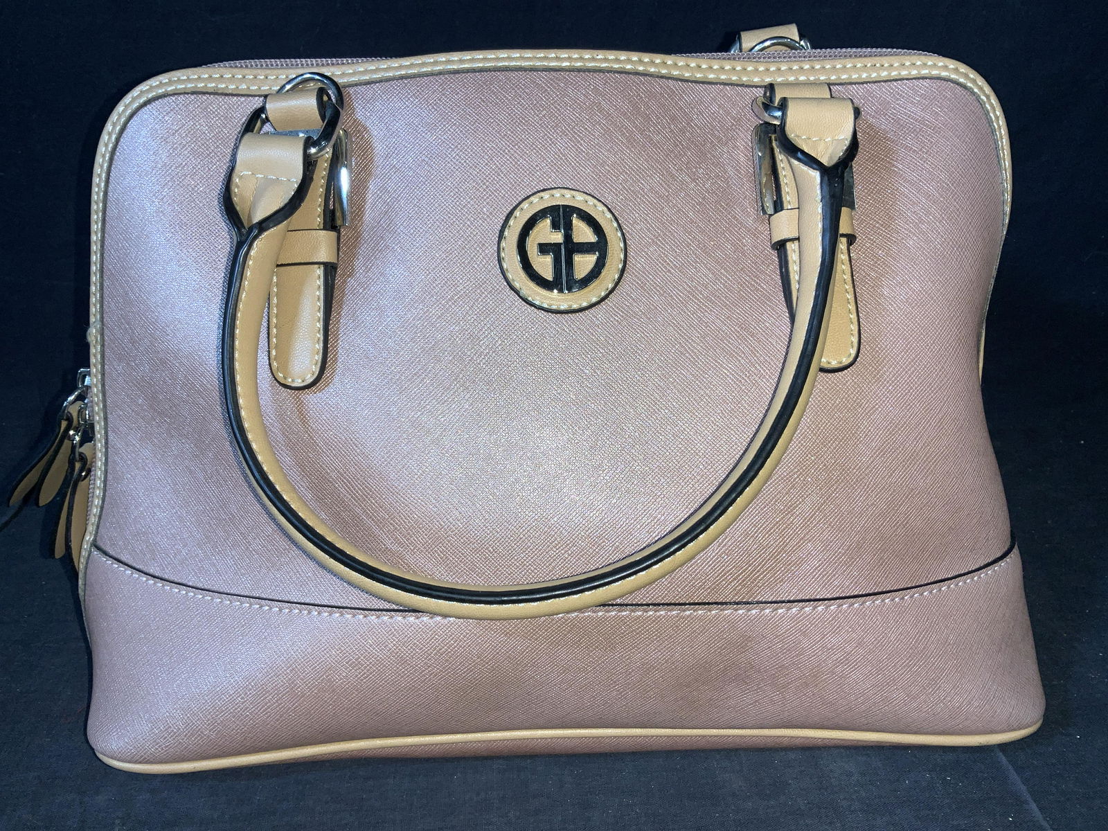 Giani BERNINI Ladies Pebbled Leatherette Hobo Bg (1 of 7)