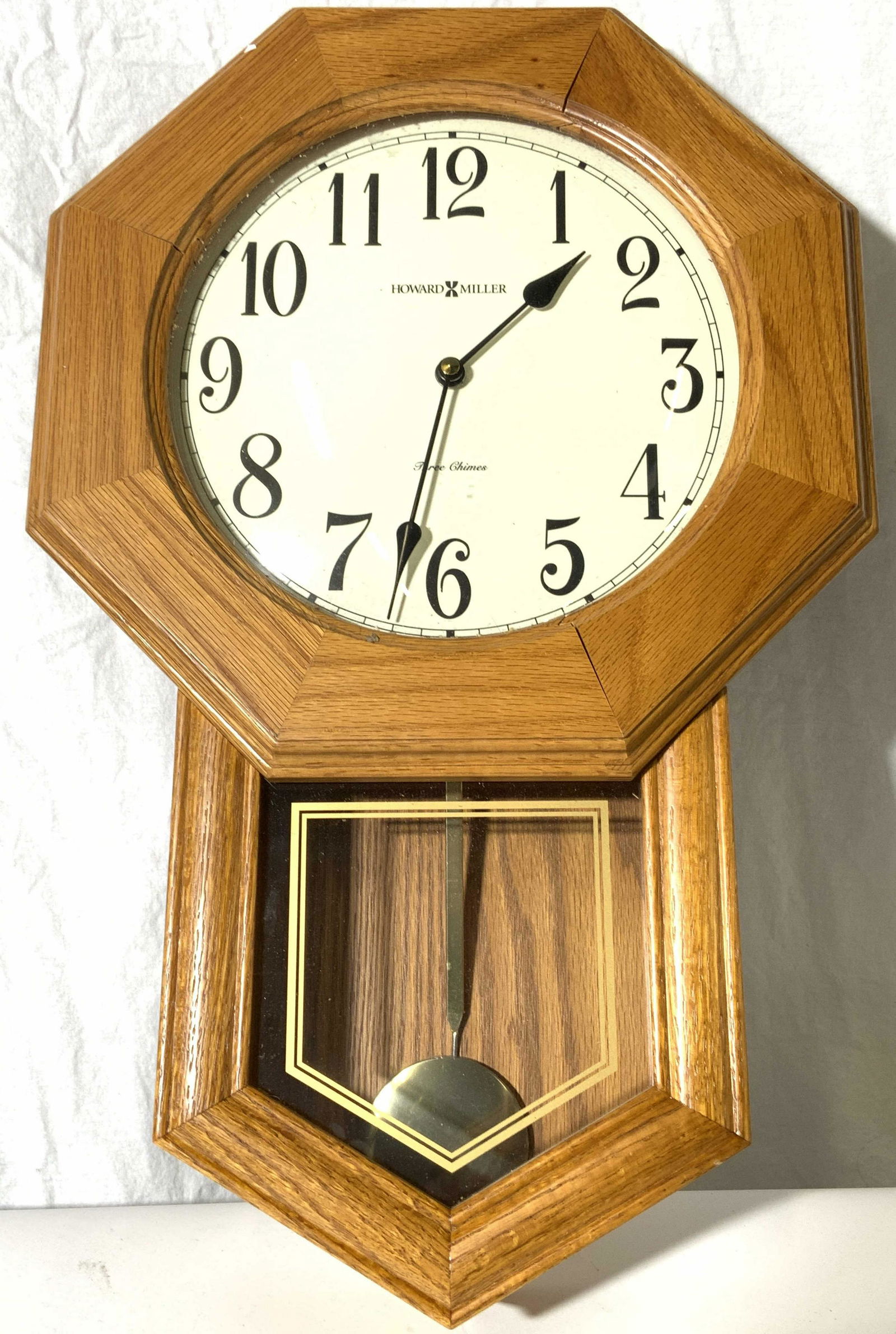 HOWARD MILLER Wooden Wall Clock (1 of 9)