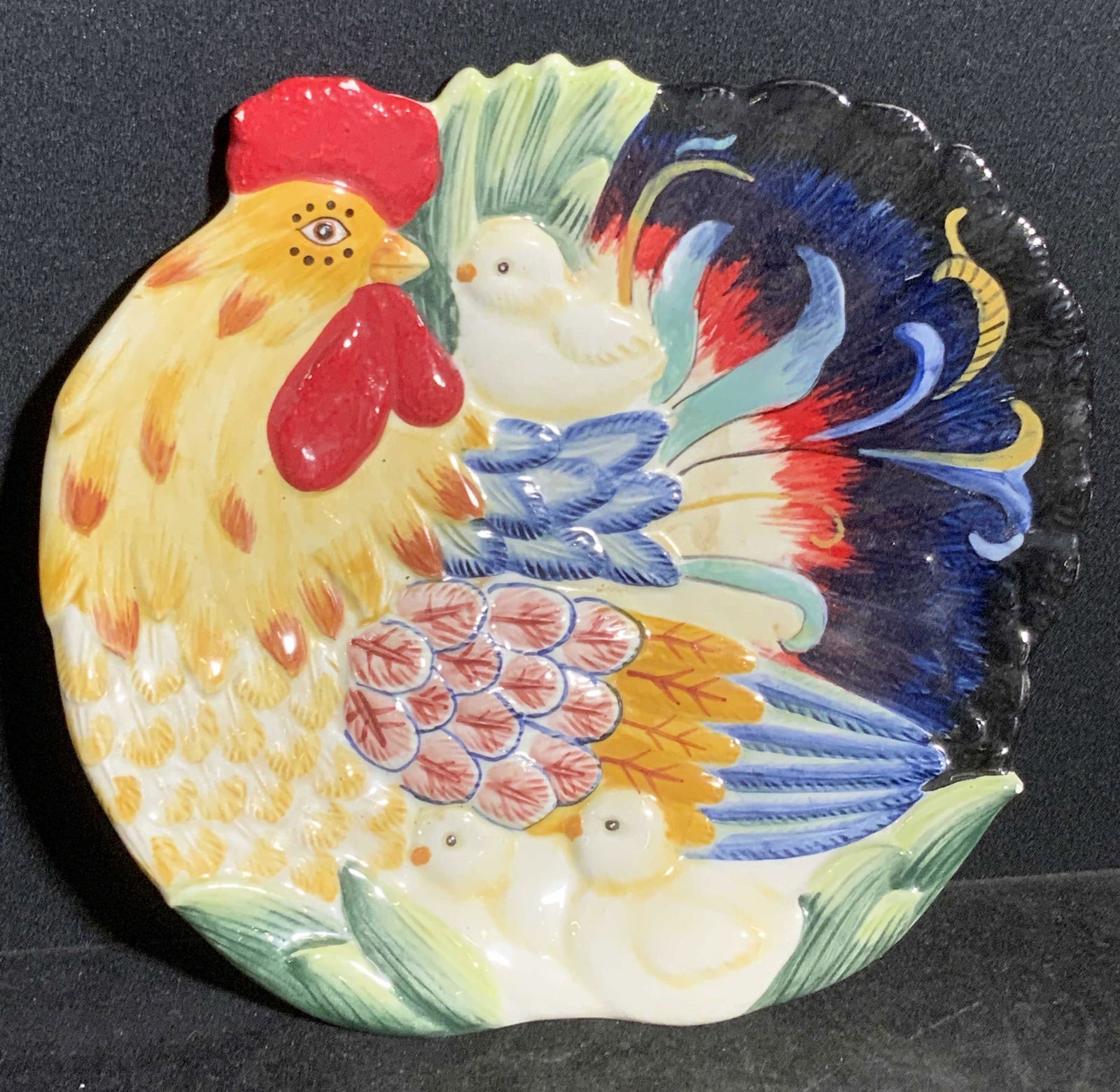 FITZ & FLOYD Handcrafted Porcelain Chicken Plate (1 of 9)