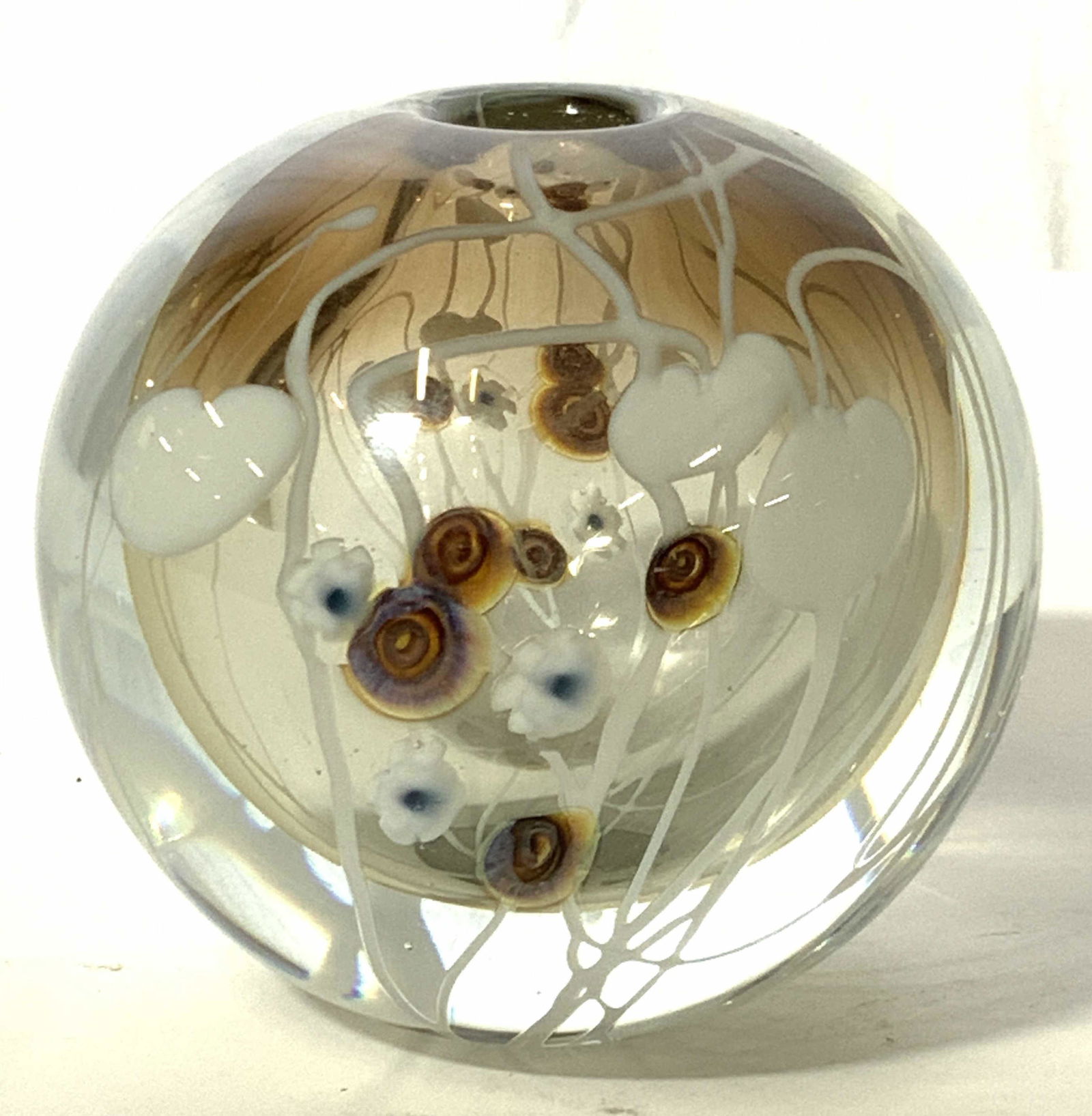 SIGNED Mary Angus Art Glass Vessel (1 of 8)