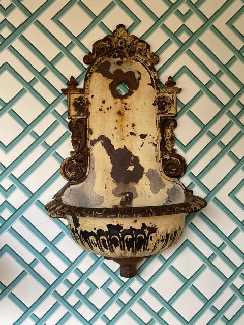 Antique Metal wall mount Fountain (1 of 18)