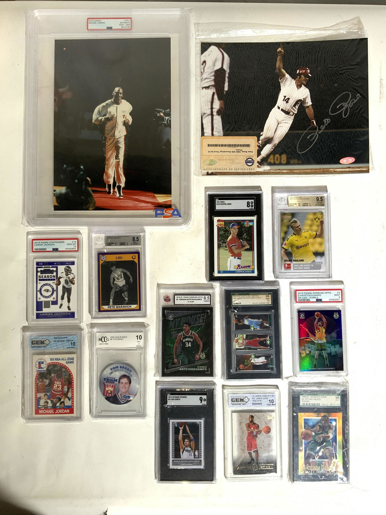 Lot 14 Sports Memorabilia Cards & Photographs (1 of 15)