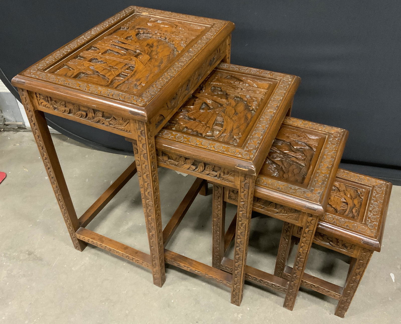 Set 4 Carved Glass Topped Nesting Tables (1 of 10)