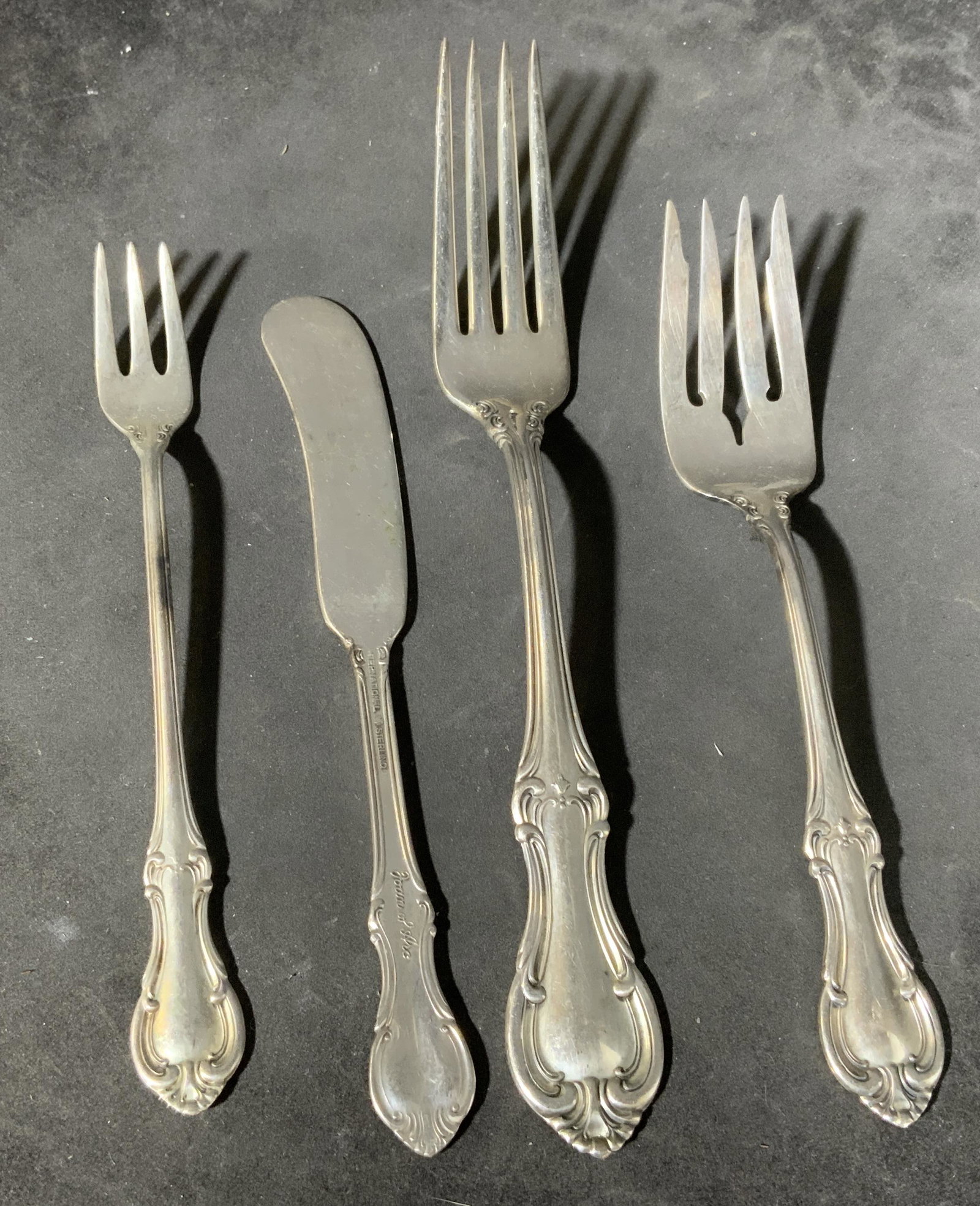 Group Lot Sterling Flat Ware JOAN OF ARC (1 of 10)