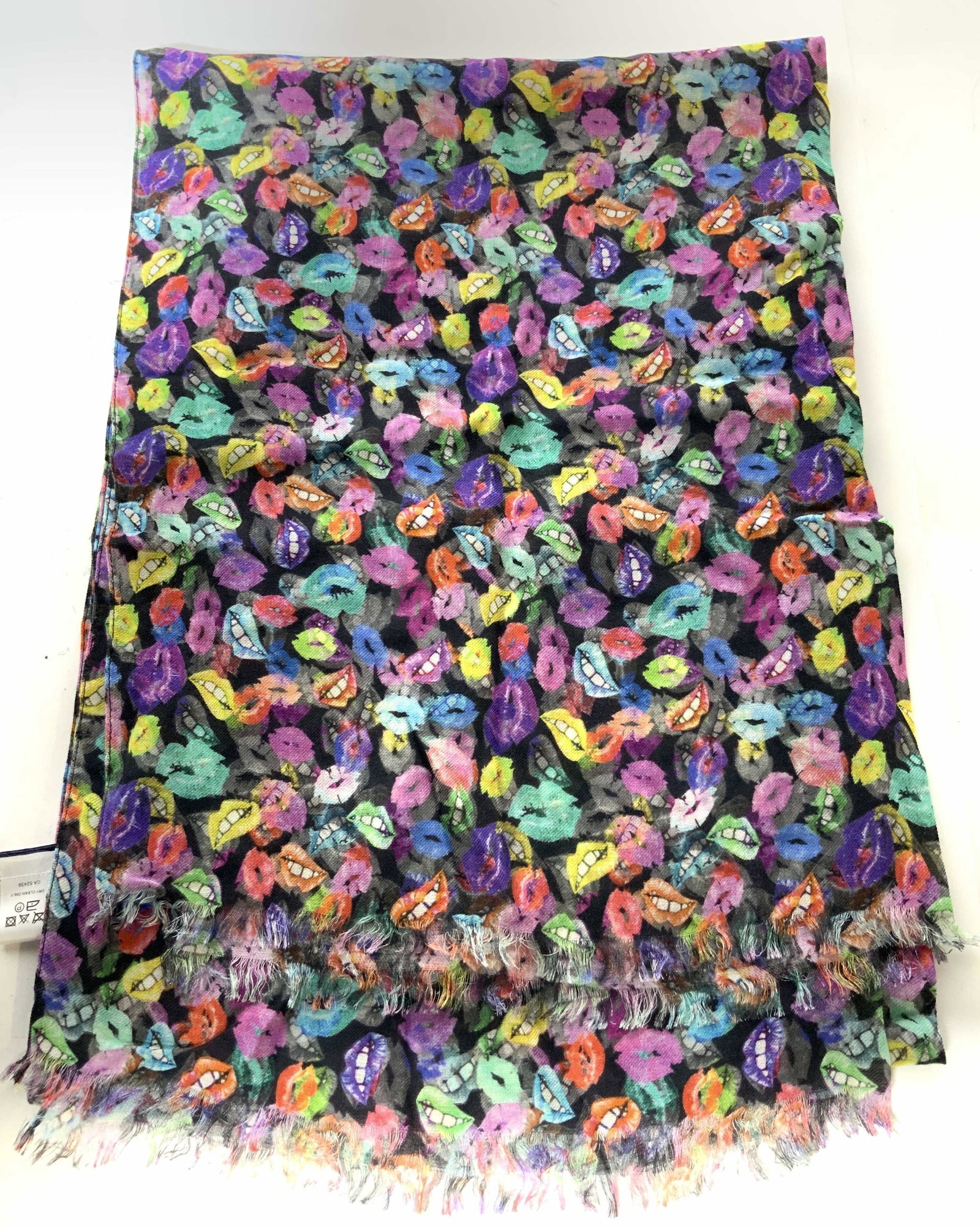 ETON Womens Lip Printed Scarf, Italy (1 of 9)