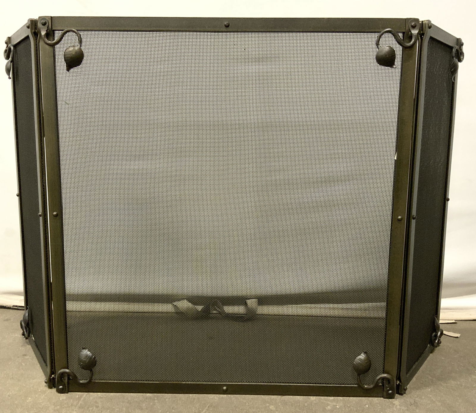 Stone County Ironworks Iron Panel Fireplace Screen (1 of 10)