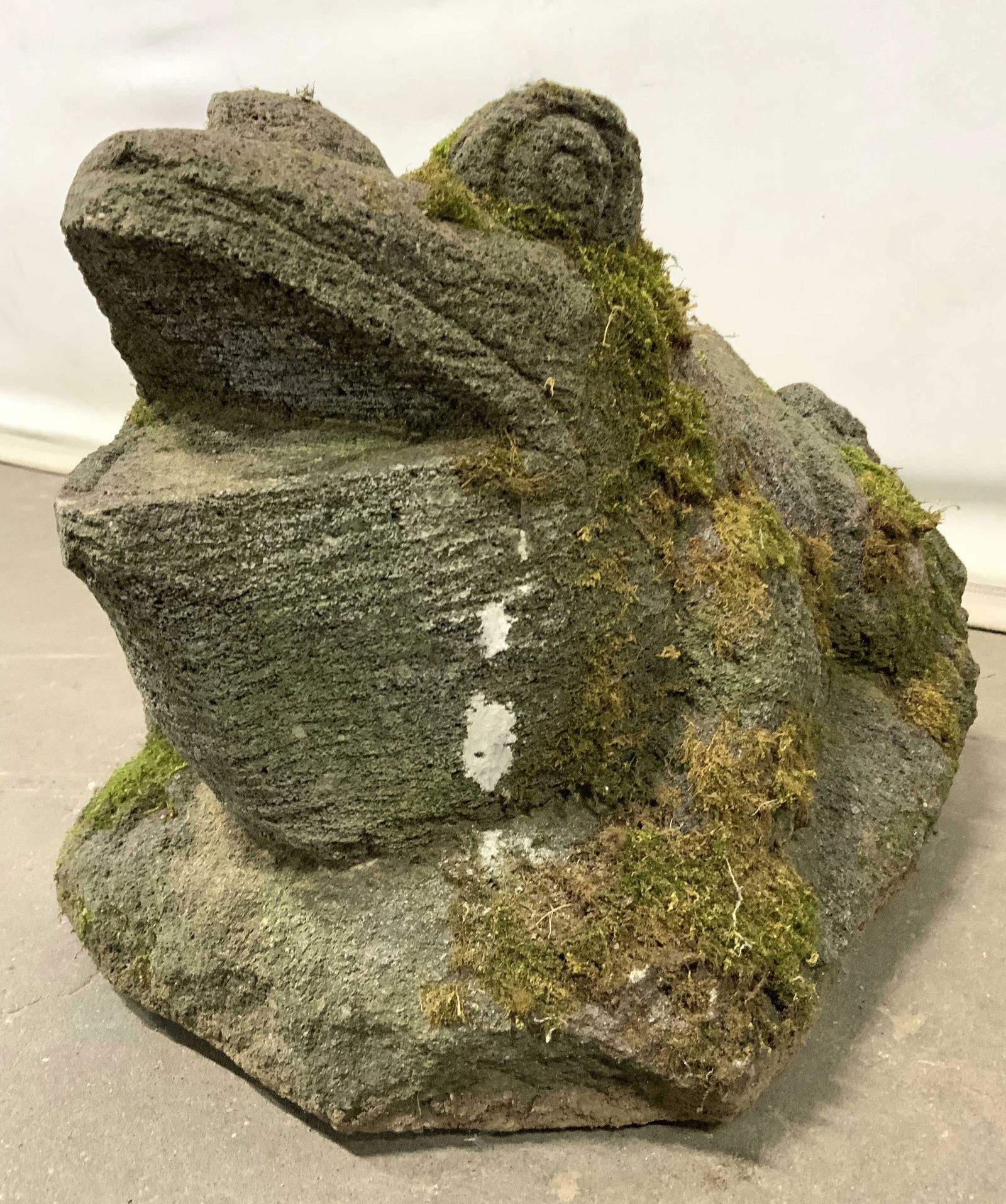 Cement Frog Lawn Ornament Garden Statuary (1 of 10)