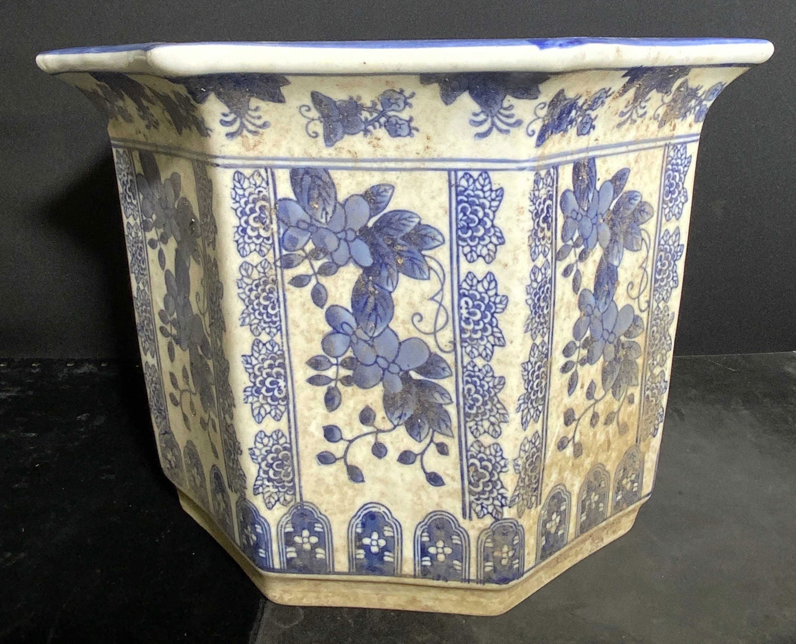 Vintage Blue & White Chinoiserie Porcelain Planter (1 of 12)