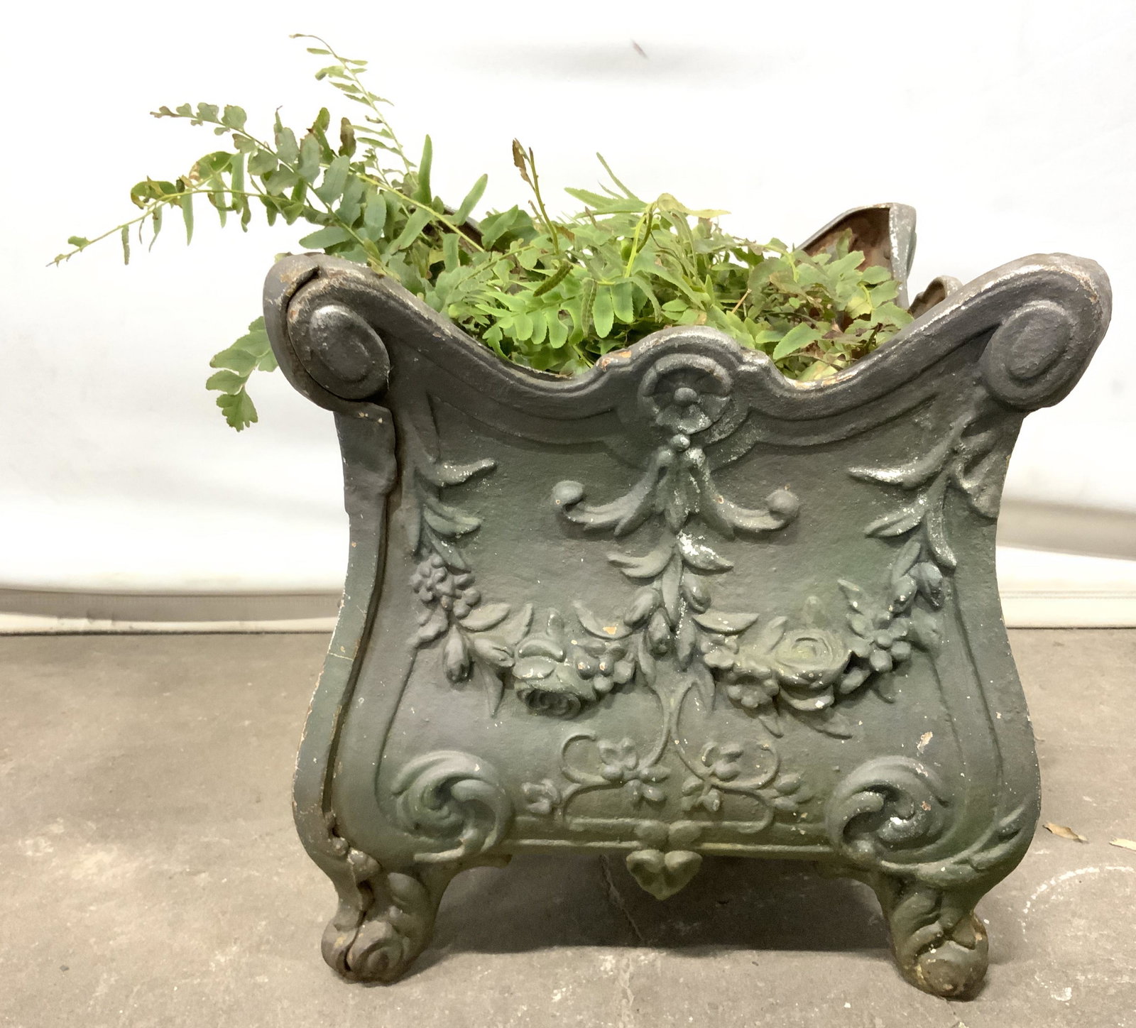 Footed Metal Planter W Beveled Vine & Leaf Detail (1 of 10)