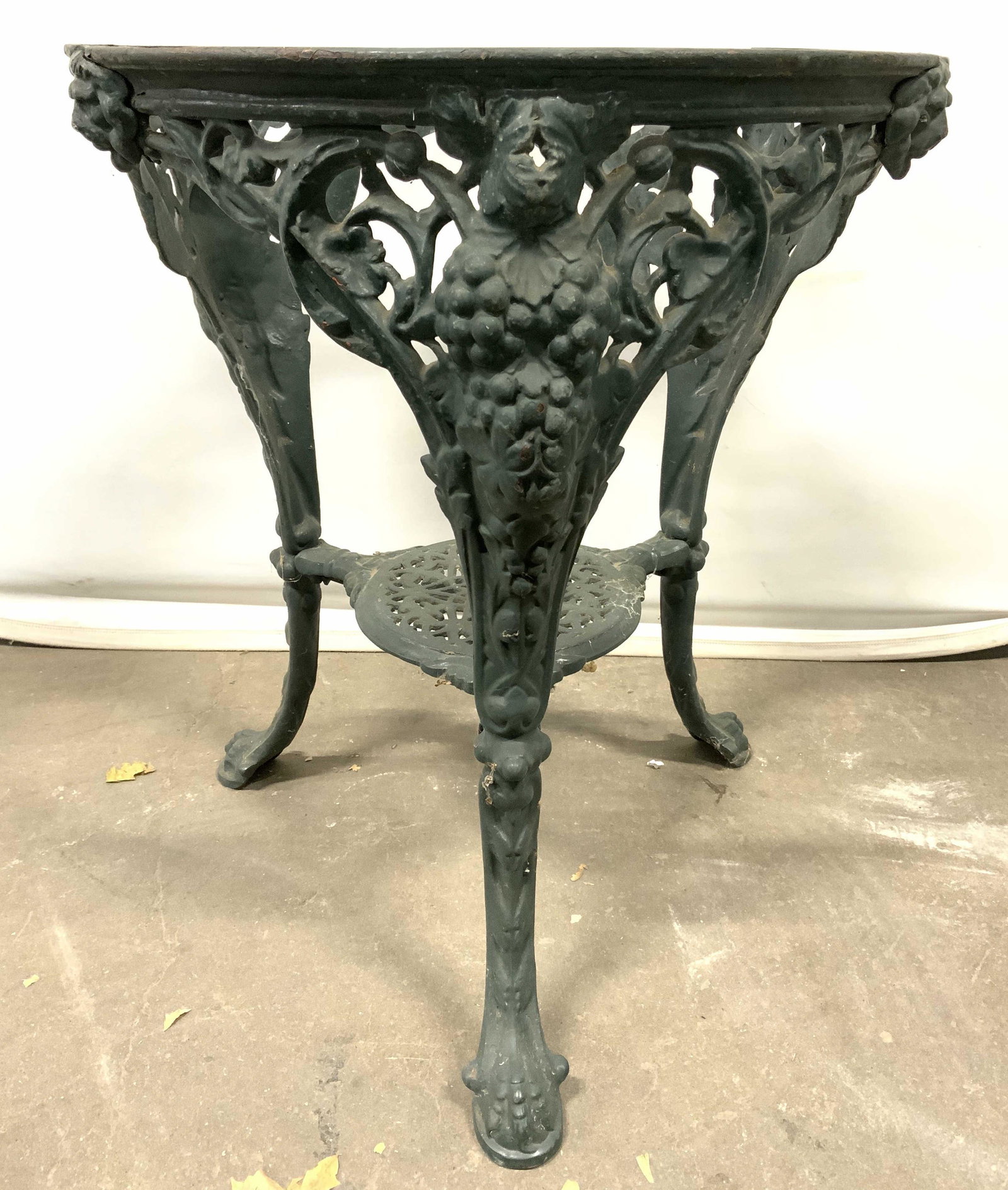 Cast Iron Patio Table Frame (1 of 10)