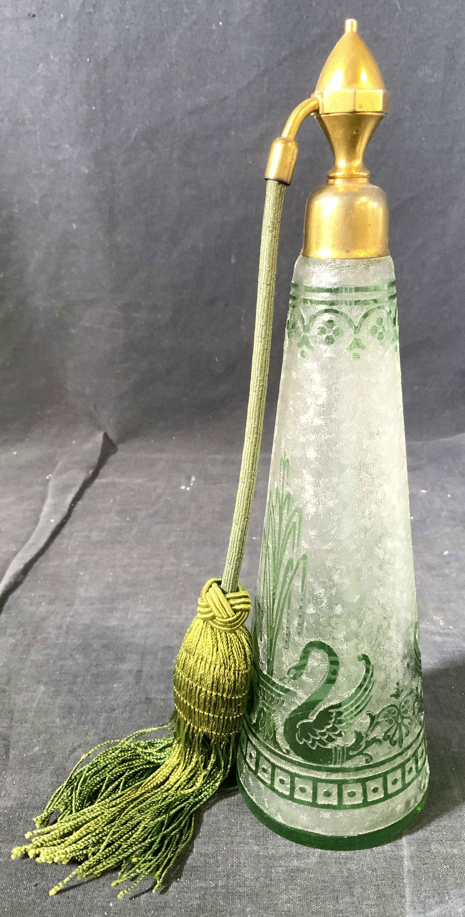 BACCARAT LES VAPORISATEURS Perfume Spray Bottle (1 of 10)