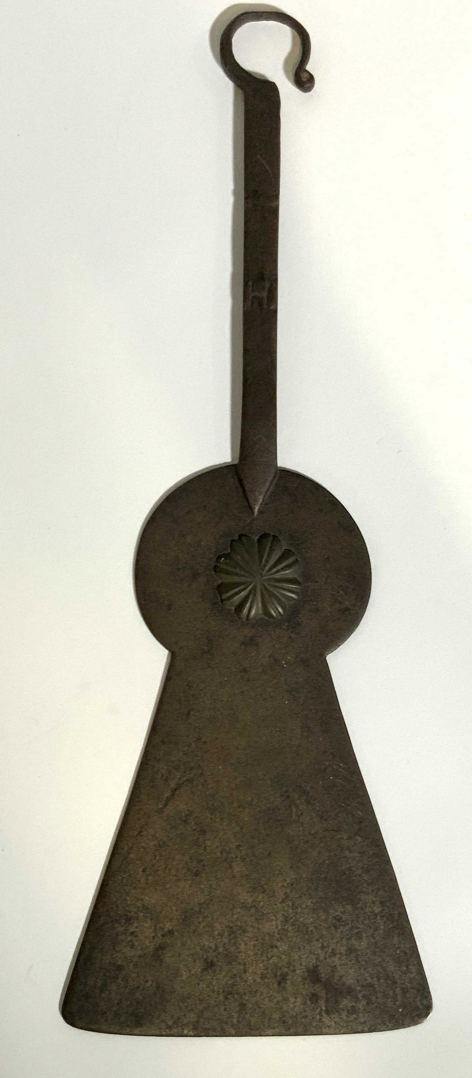 Vintage Cast Iron Wall Decor (1 of 8)