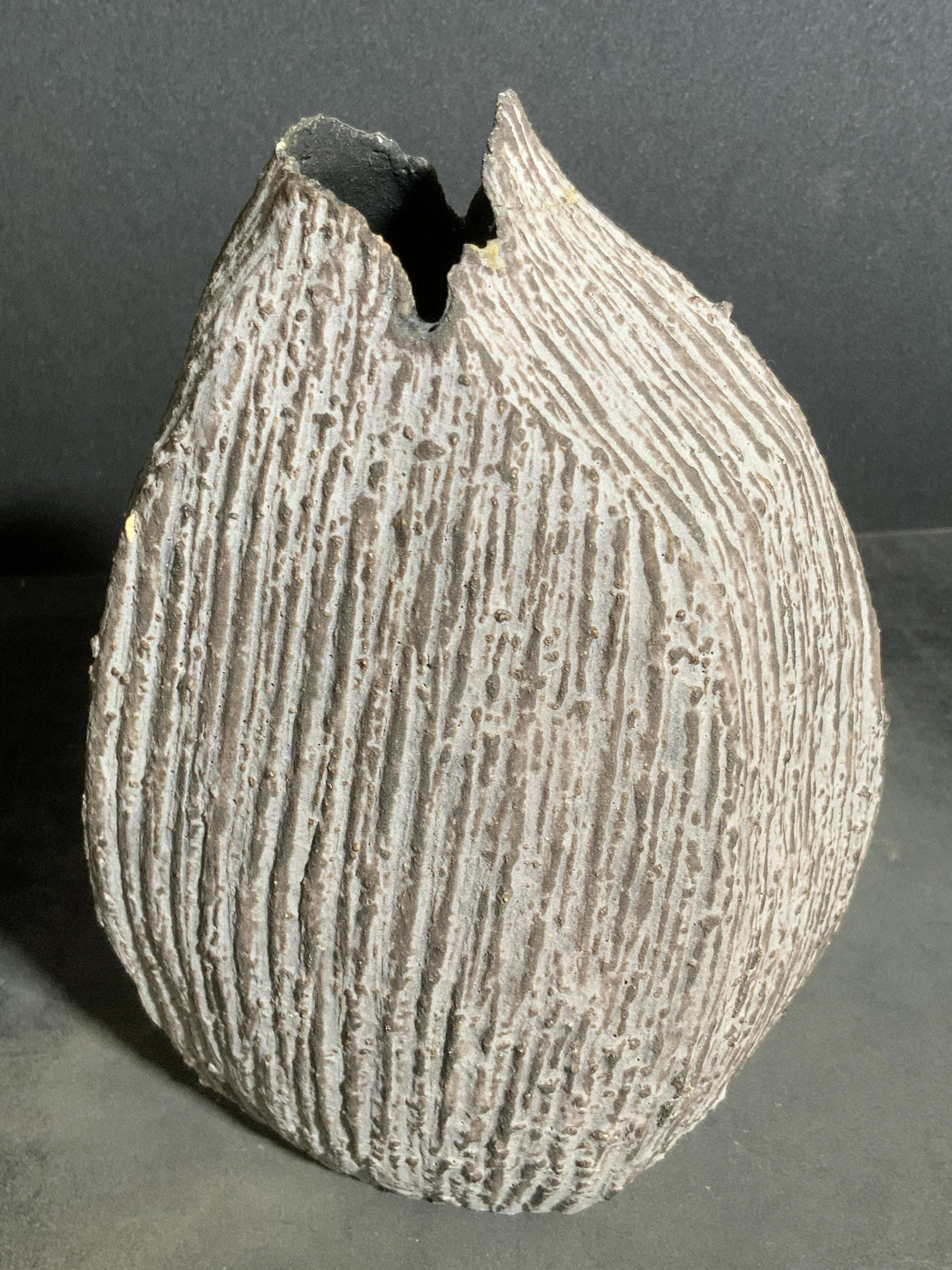 Vntg Handcrafted Artisan Ceramic Pottery Vessel (1 of 9)