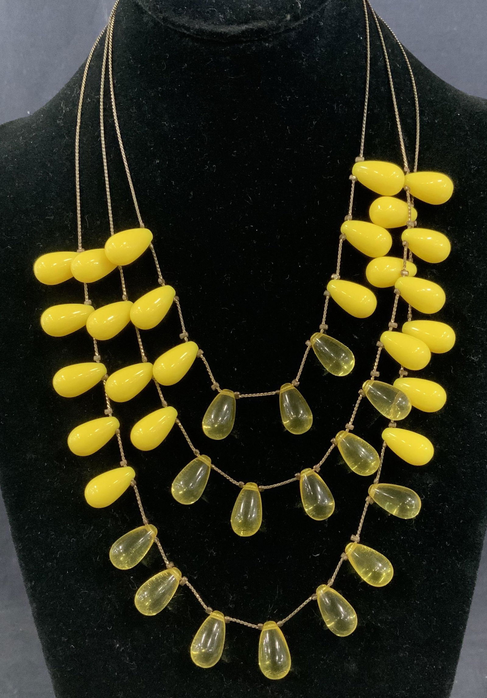 Lot 3 Beaded Necklaces and Stretch Bracelet (1 of 6)