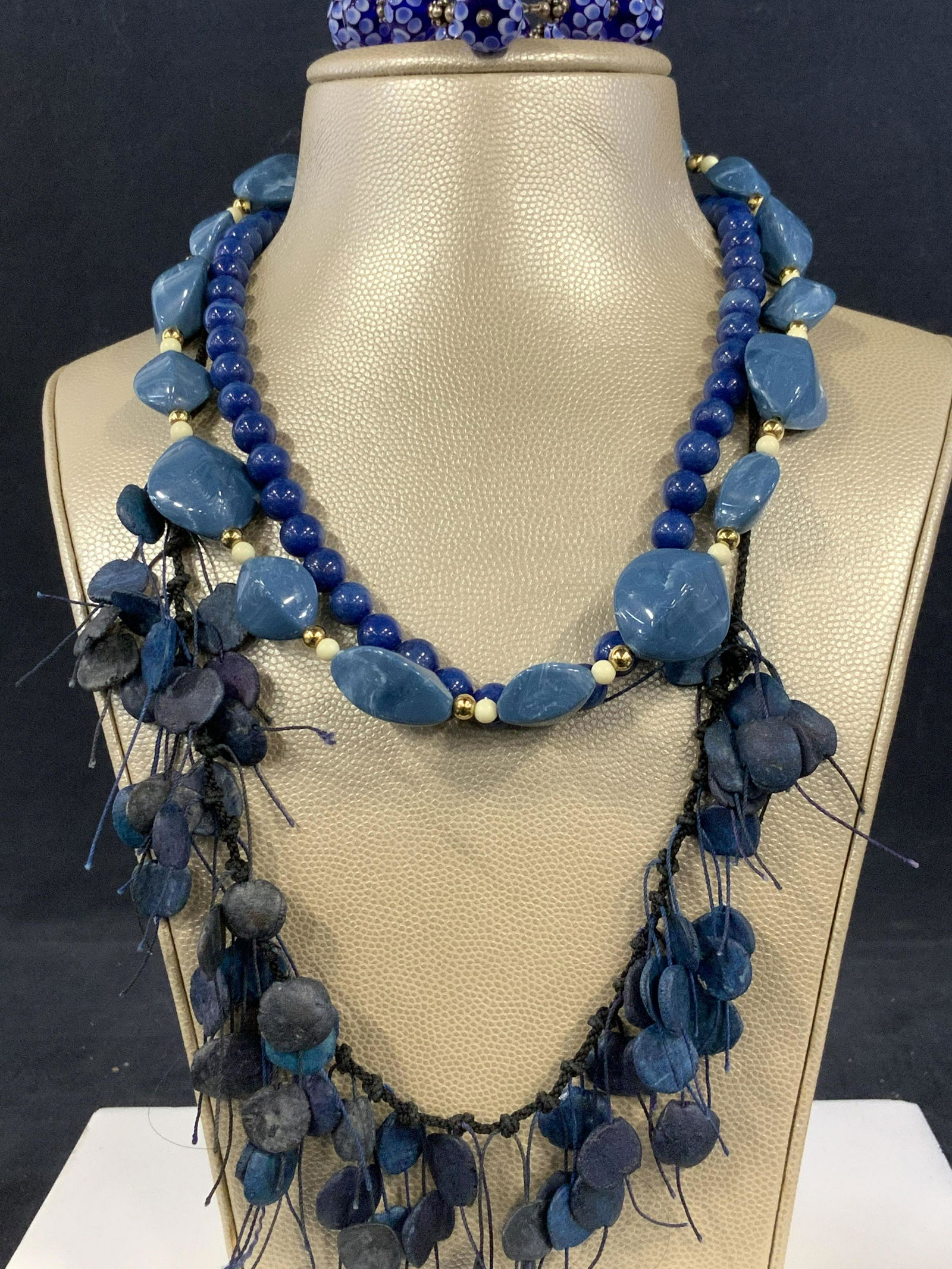 Grp 4 Variety of Stone, Glass & Artisanal Jewelry (1 of 5)