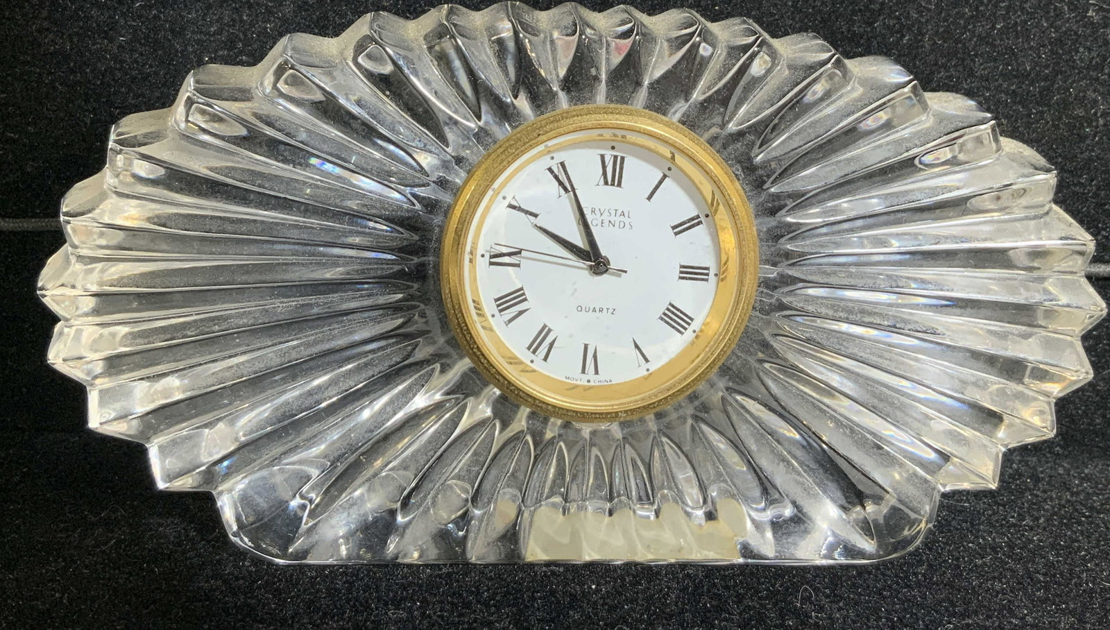 CRYSTAL LEGENDS Crystal Desktop Clock (1 of 7)