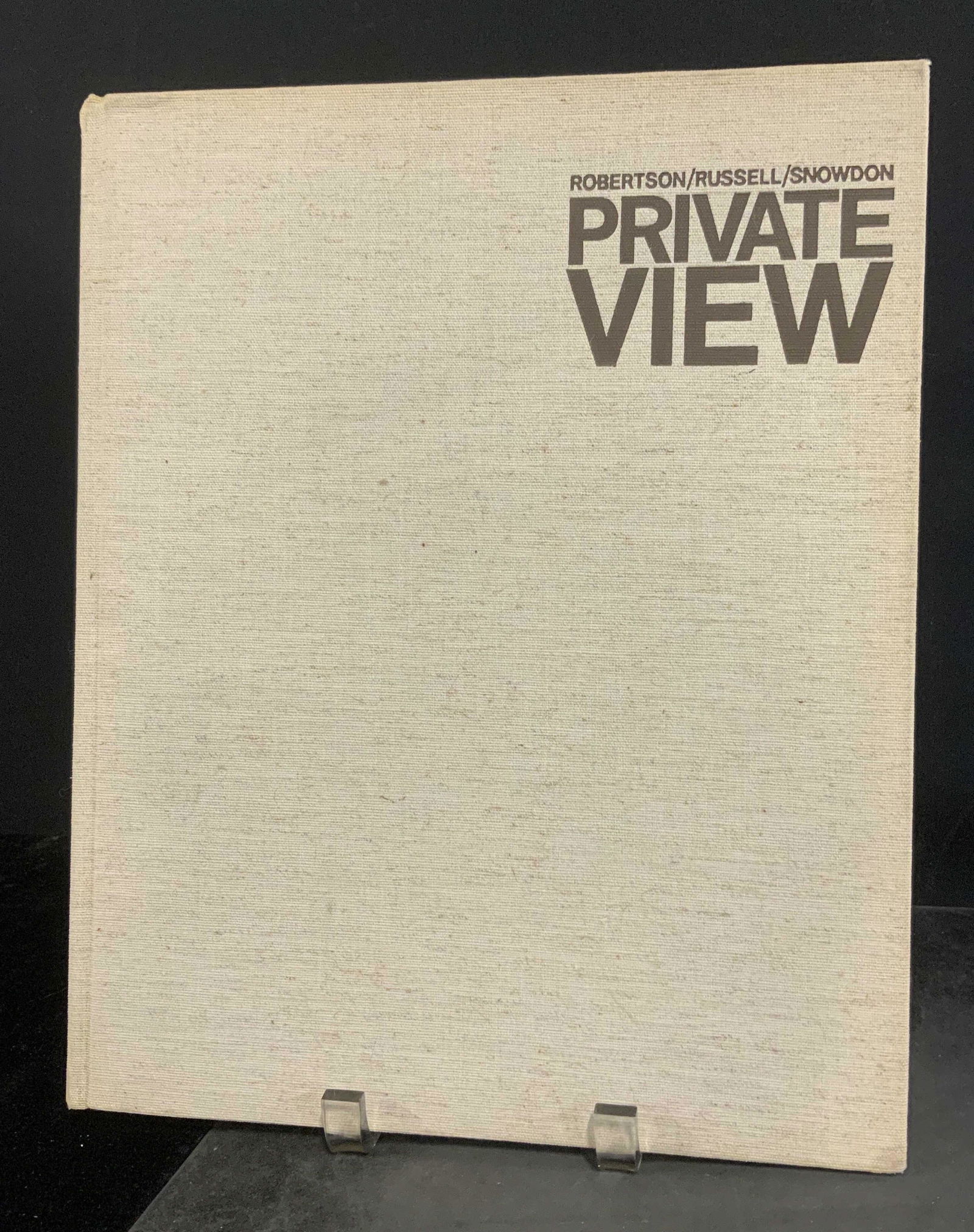 Hardcover Coffee Table Book PRIVATE VIEW (1 of 6)