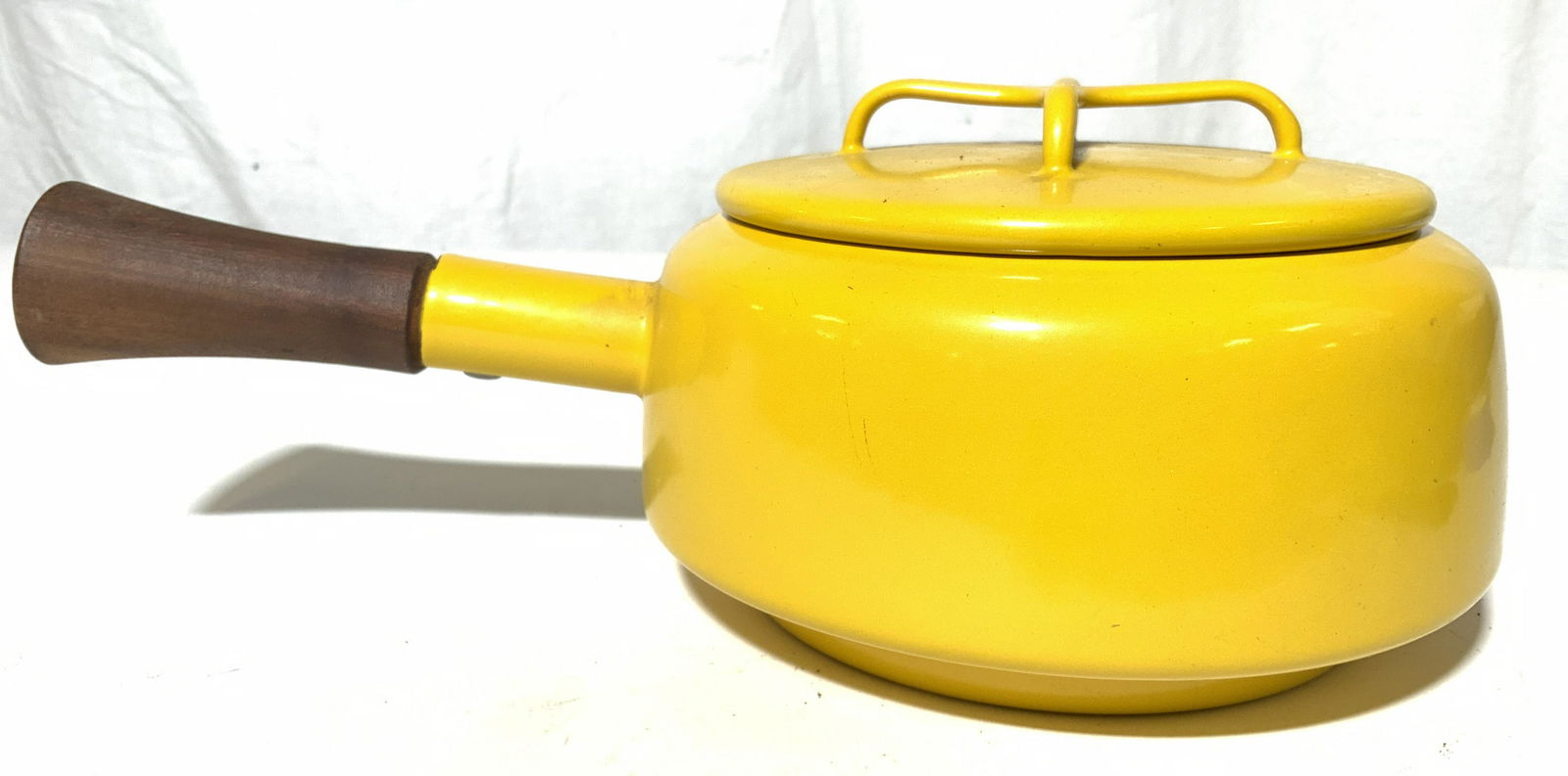 DANSK DESIGNS Lidded Yellow Pot W Handle (1 of 8)