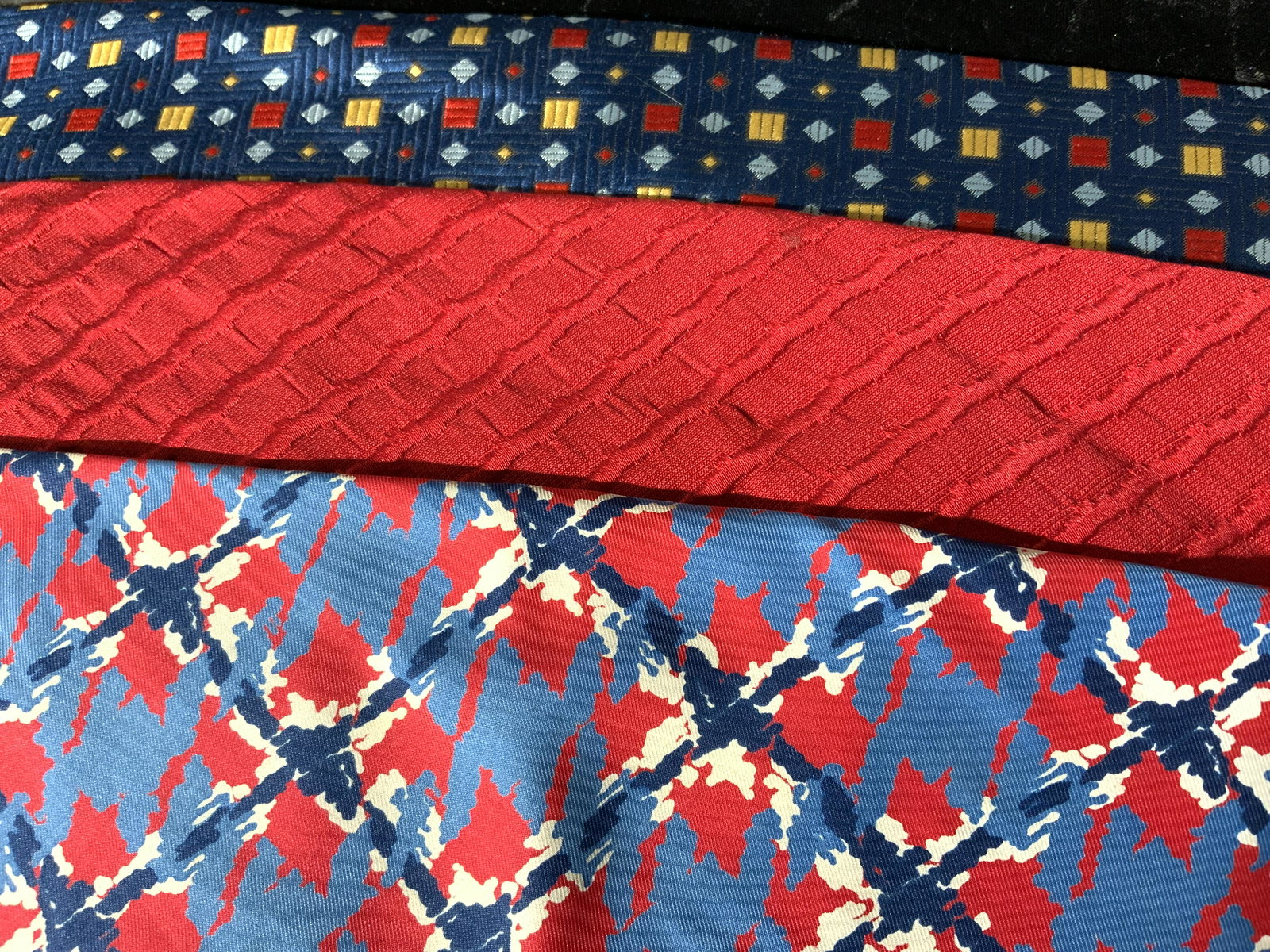 Group Lot 3 Wide Mens Necties (1 of 9)