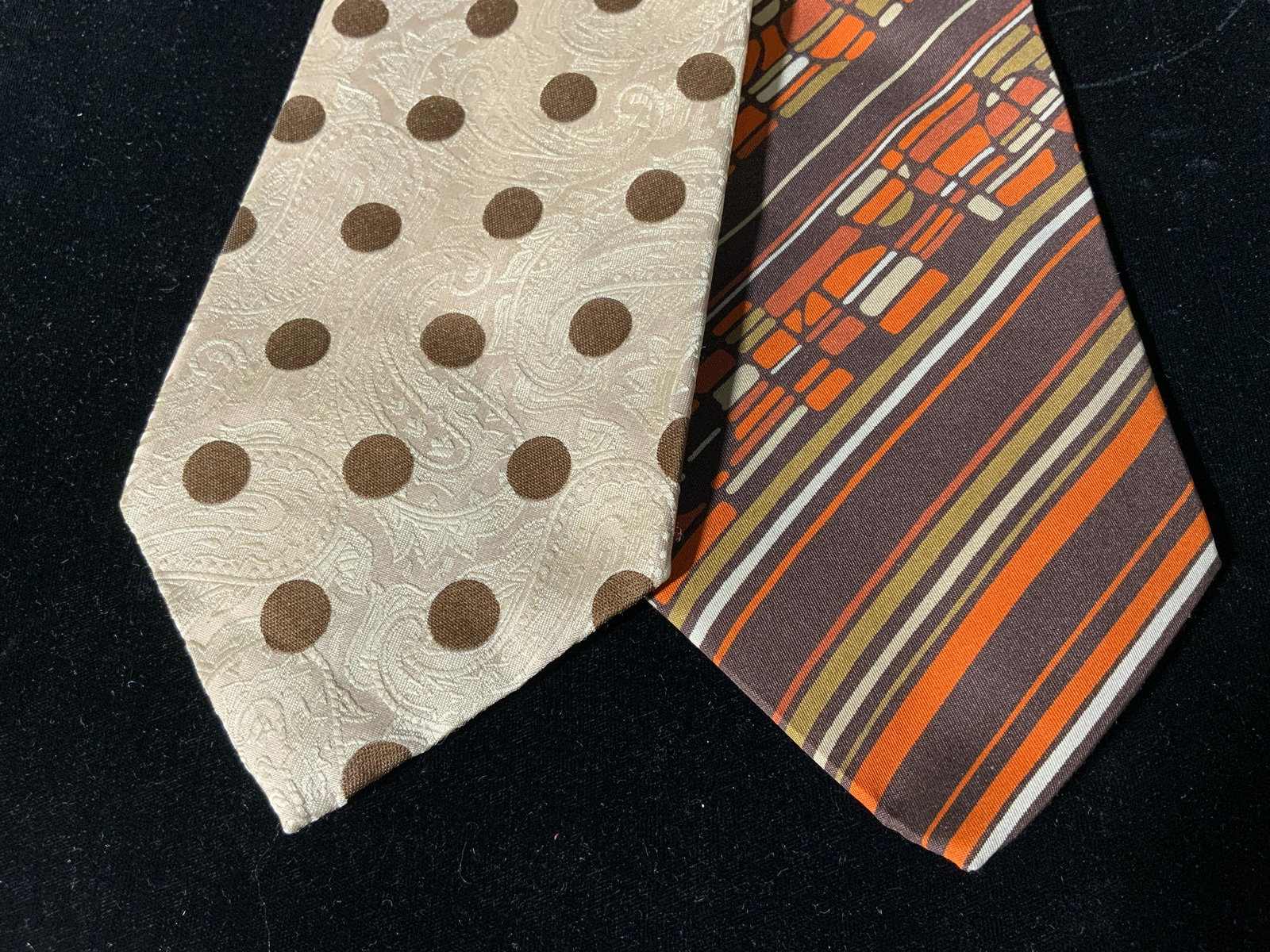 Group Lot 4 Vintage Mens Neckties (1 of 8)